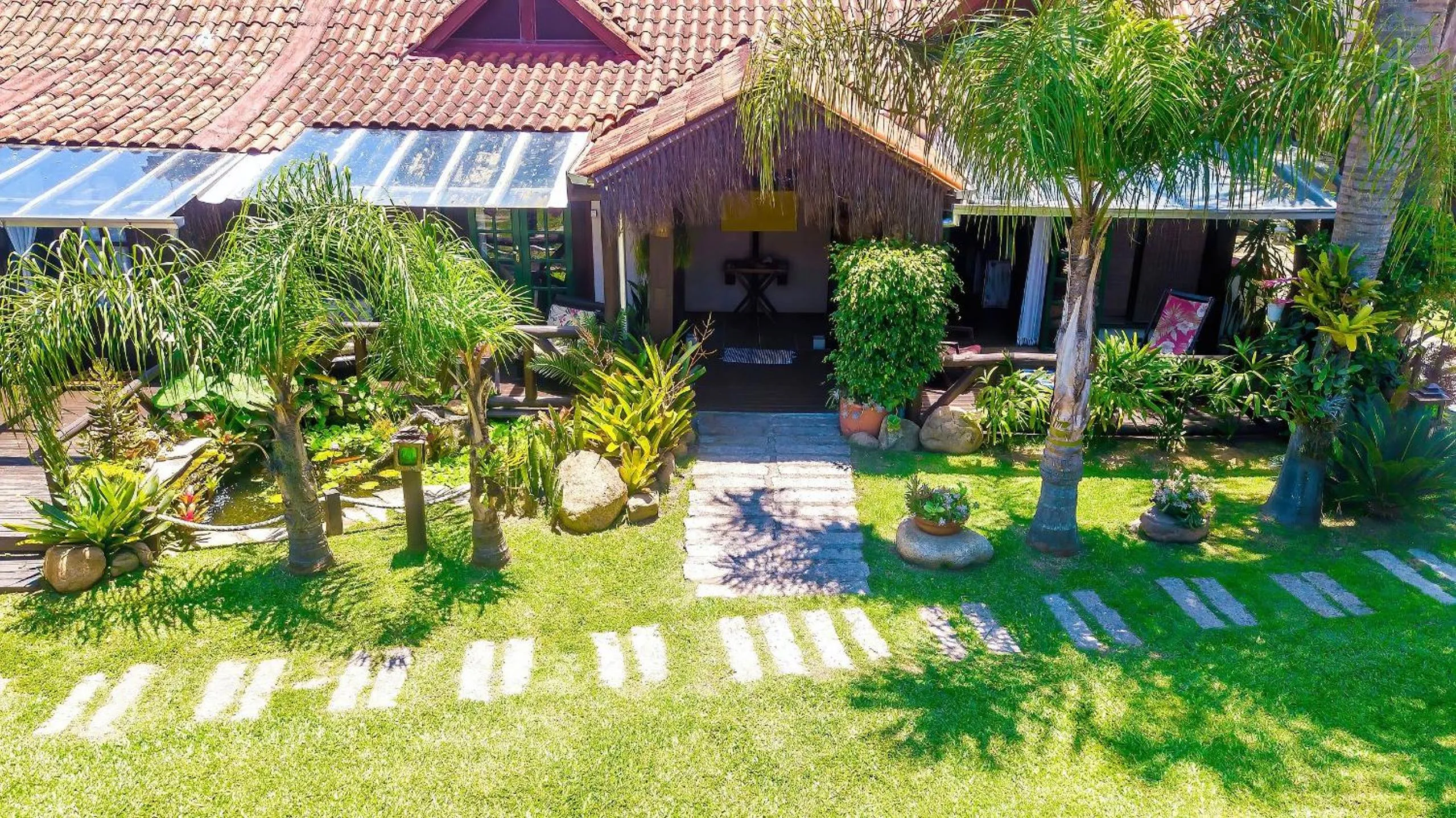 Garden in Pousada Rosa da Praia - Praia do Rosa - SC