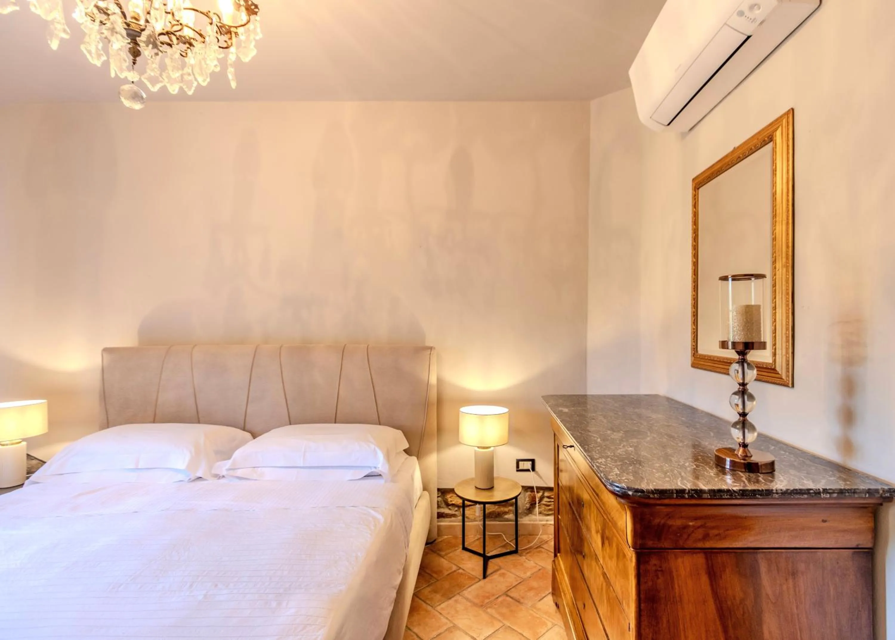 Bedroom, Bed in Agriturismo Villa Toscana