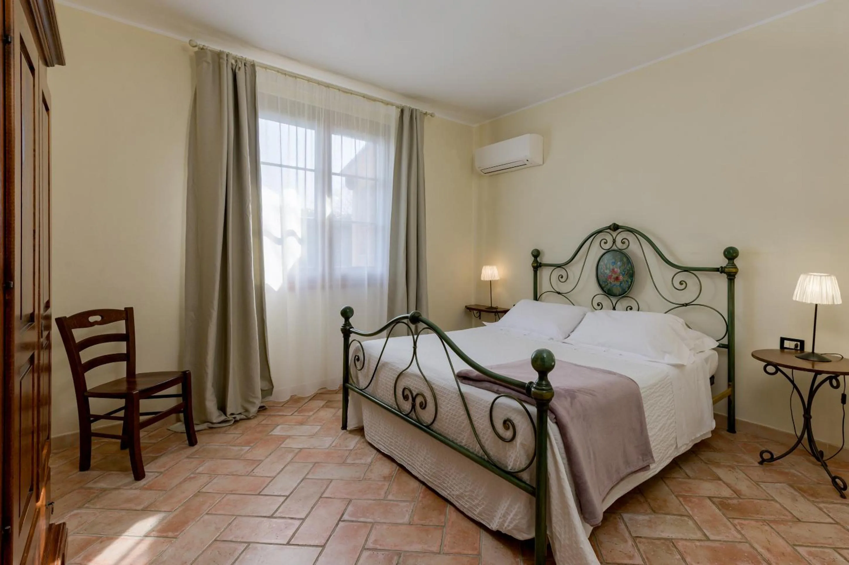 Photo of the whole room, Bed in Agriturismo Villa Toscana