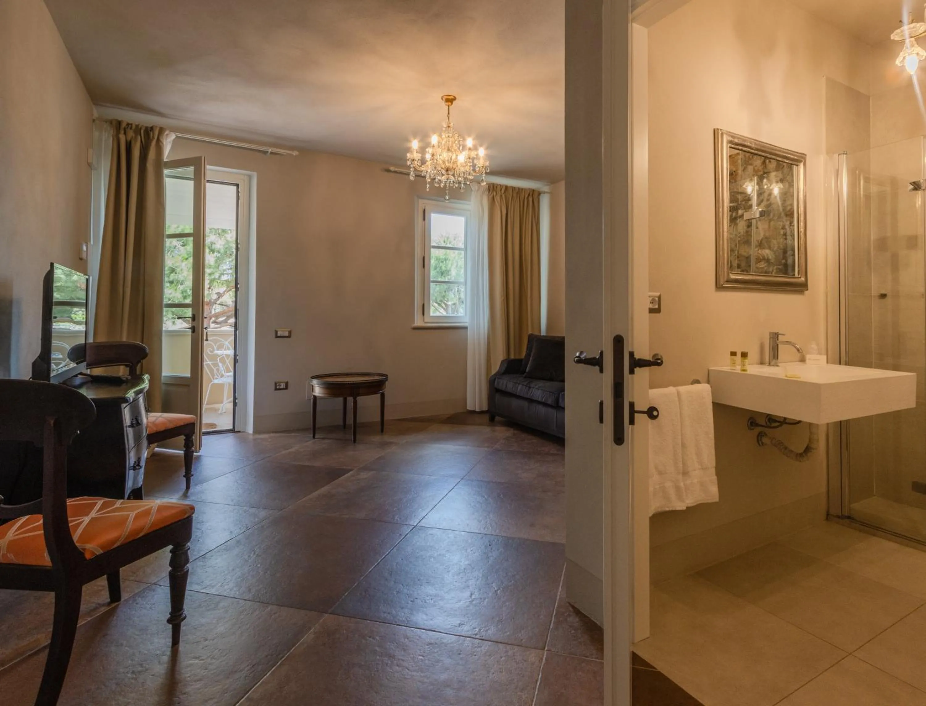 Photo of the whole room in Agriturismo Villa Toscana