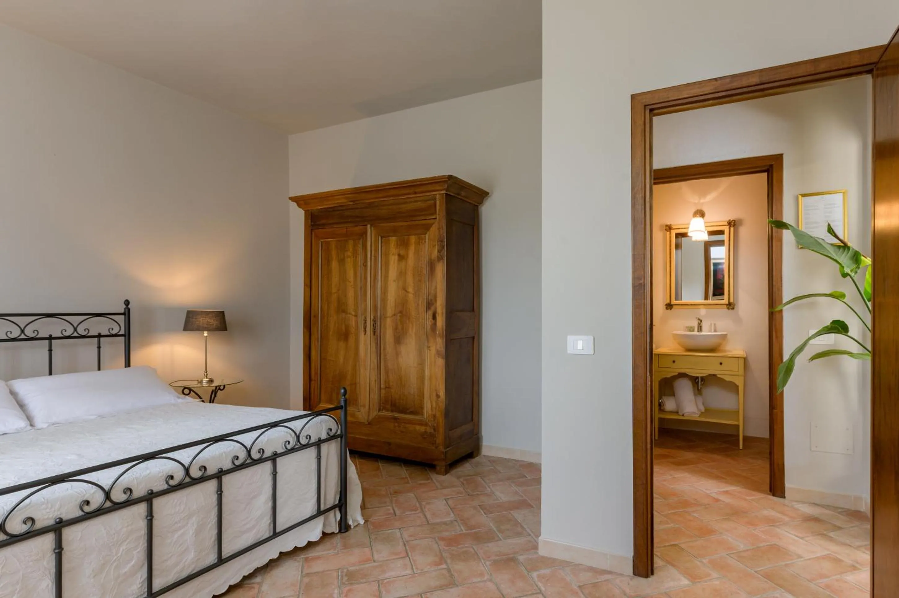 Photo of the whole room, Bed in Agriturismo Villa Toscana