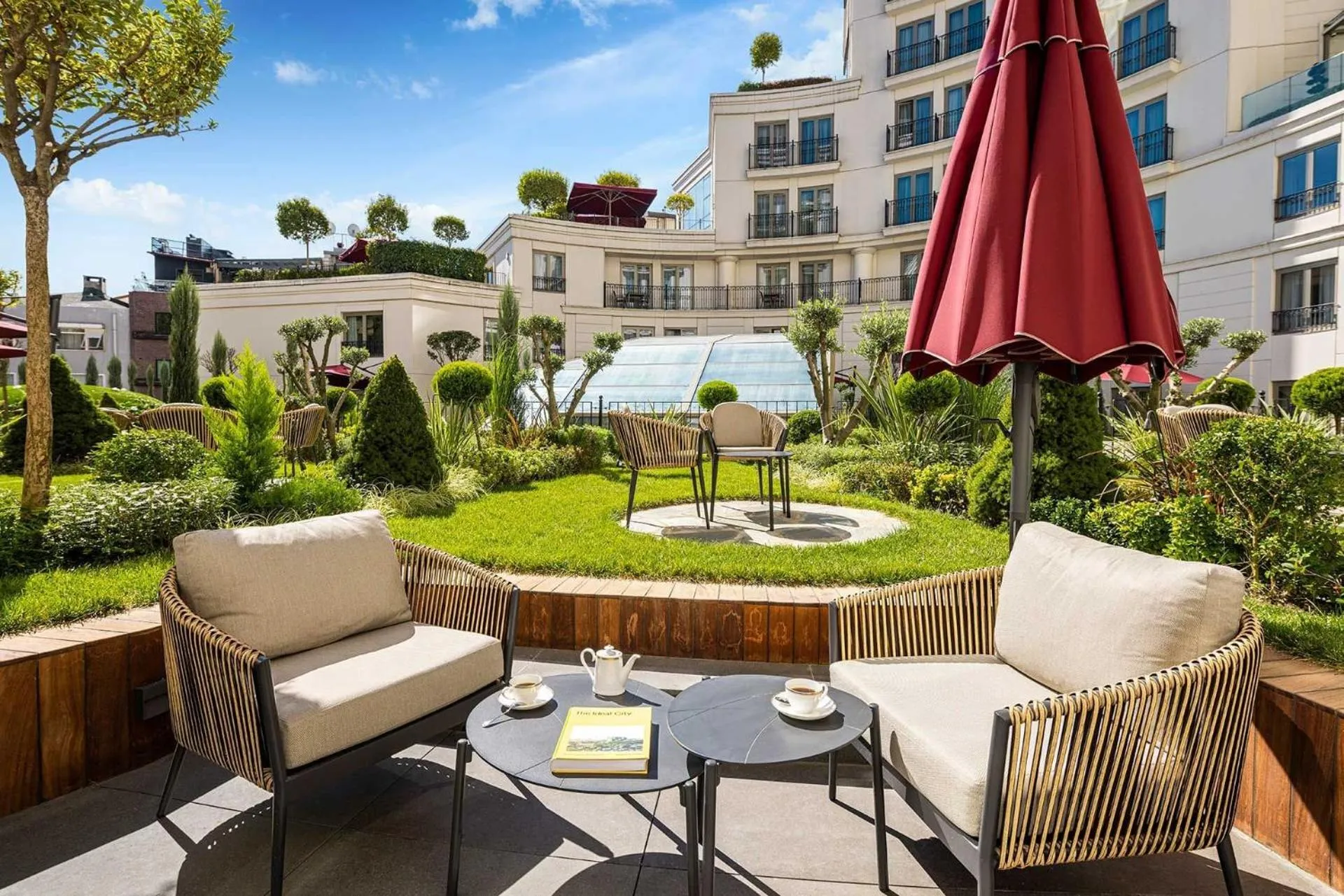 Patio in CVK Park Bosphorus Hotel Istanbul