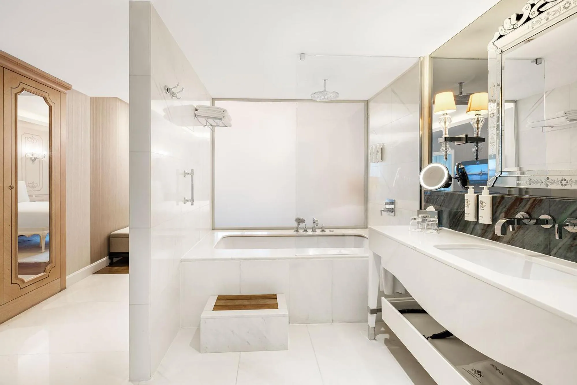 Bathroom in CVK Park Bosphorus Hotel Istanbul