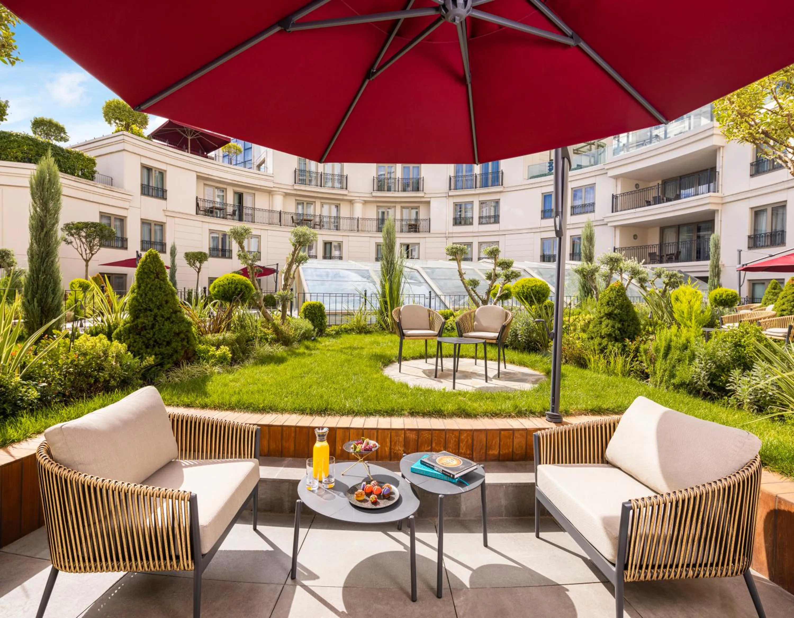 Garden in CVK Park Bosphorus Hotel Istanbul