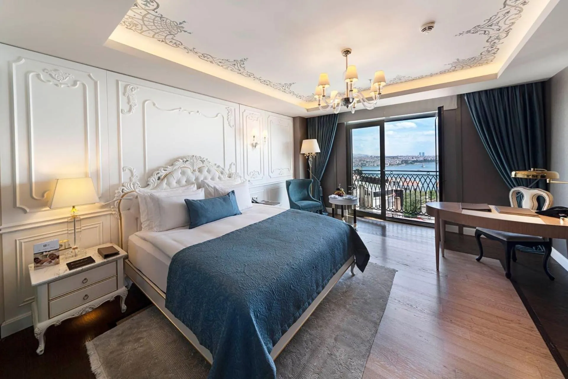 Bed in CVK Park Bosphorus Hotel Istanbul