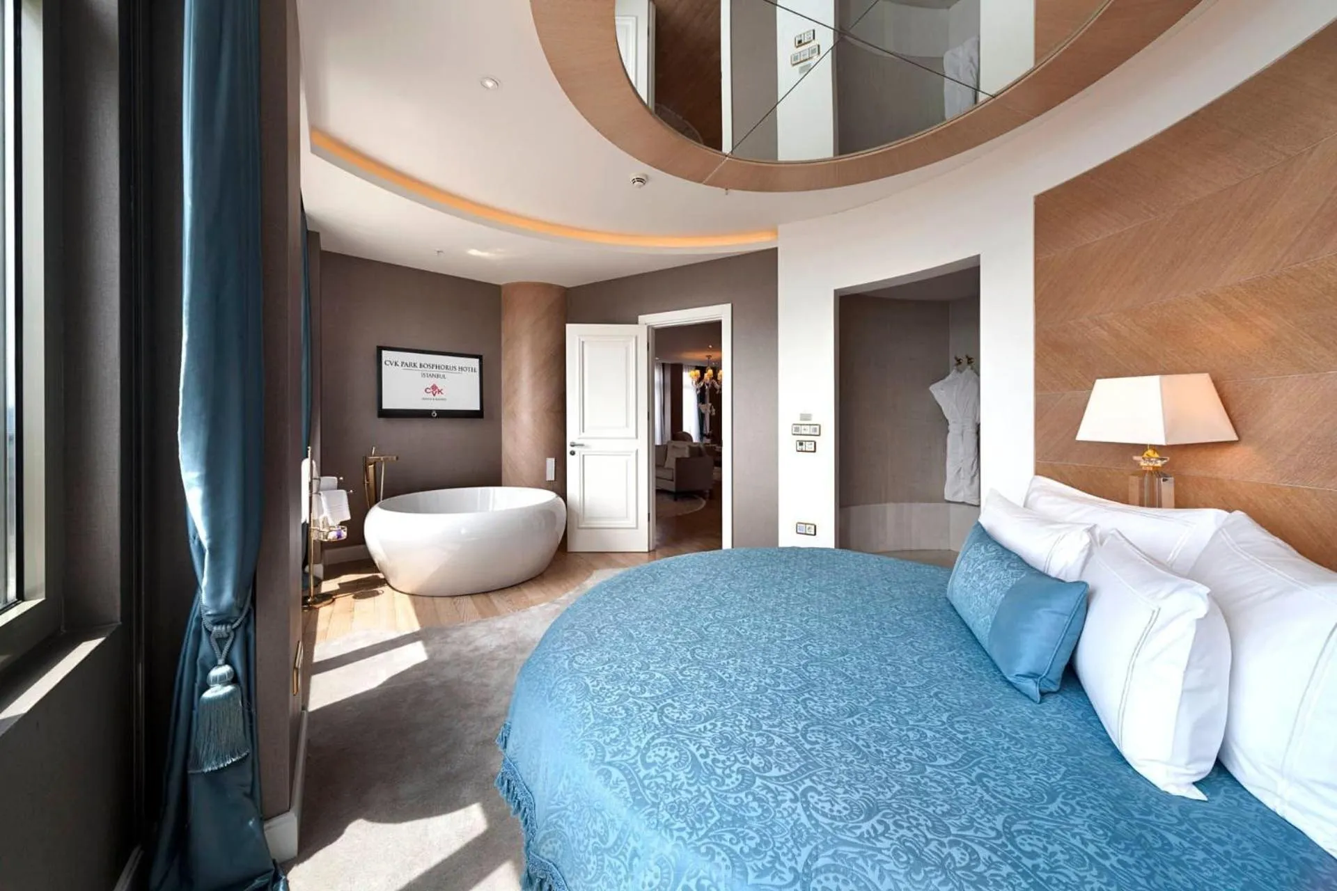 Bed in CVK Park Bosphorus Hotel Istanbul