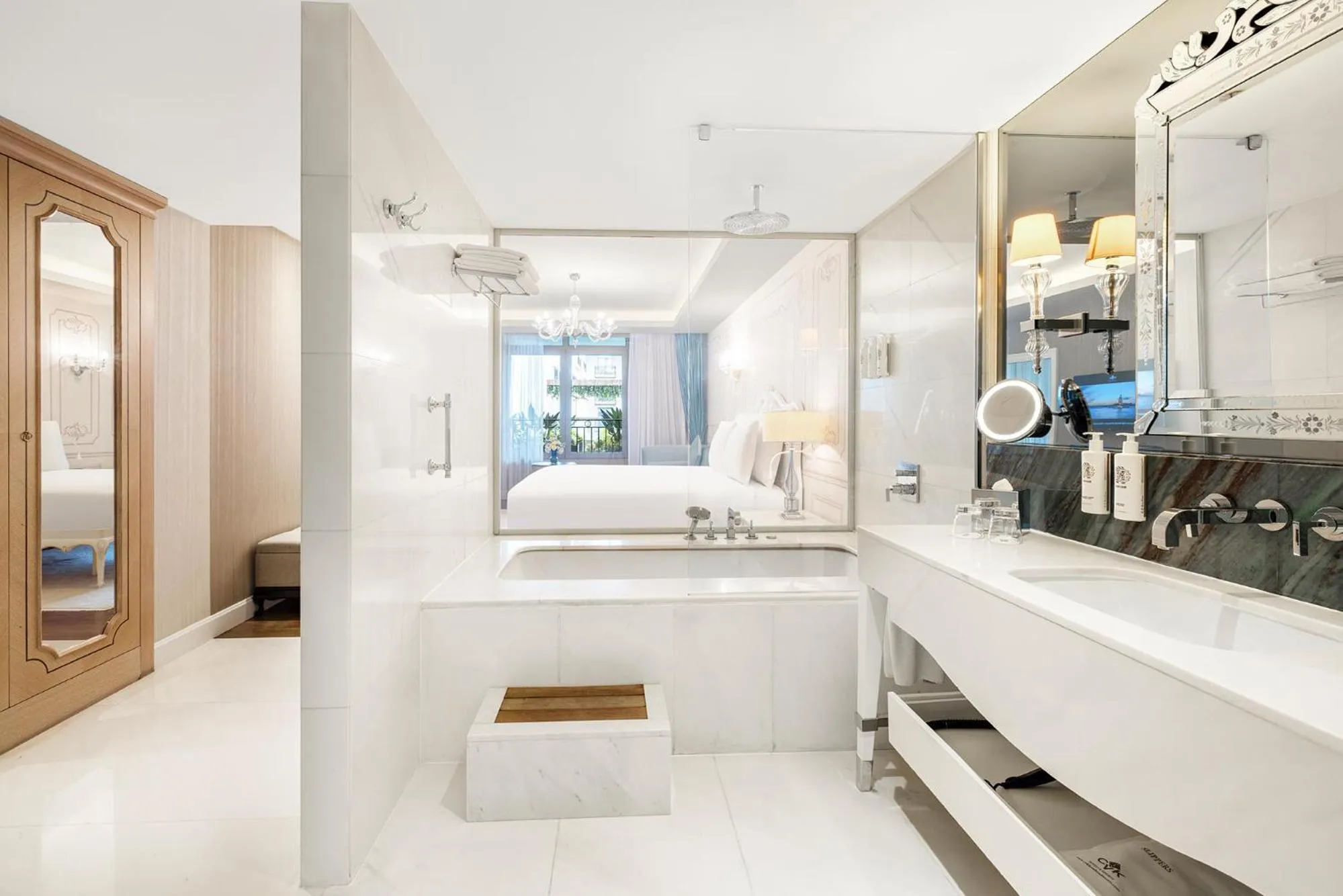 Bathroom in CVK Park Bosphorus Hotel Istanbul