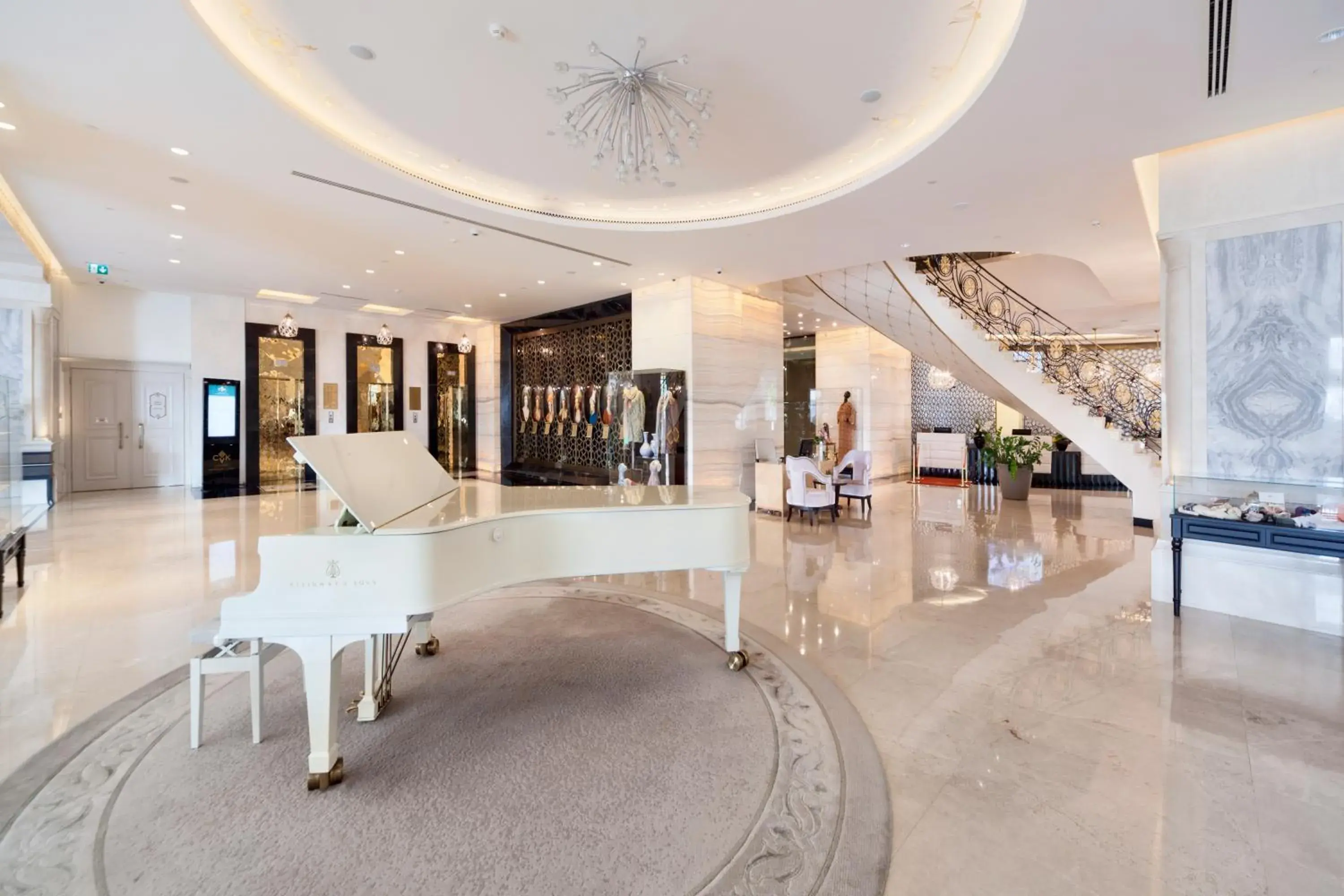 Lobby or reception in CVK Park Bosphorus Hotel Istanbul Lobby or reception in CVK Park Bosphorus Hotel Istanbul