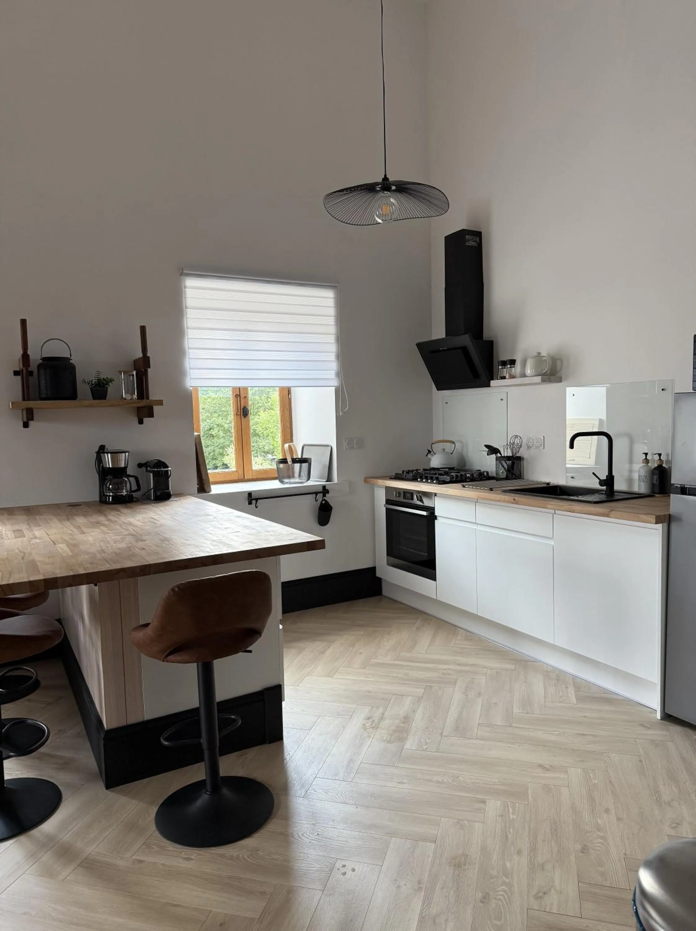 Kitchen or kitchenette in Gites Le Grand Tornage holiday fun for the whole family