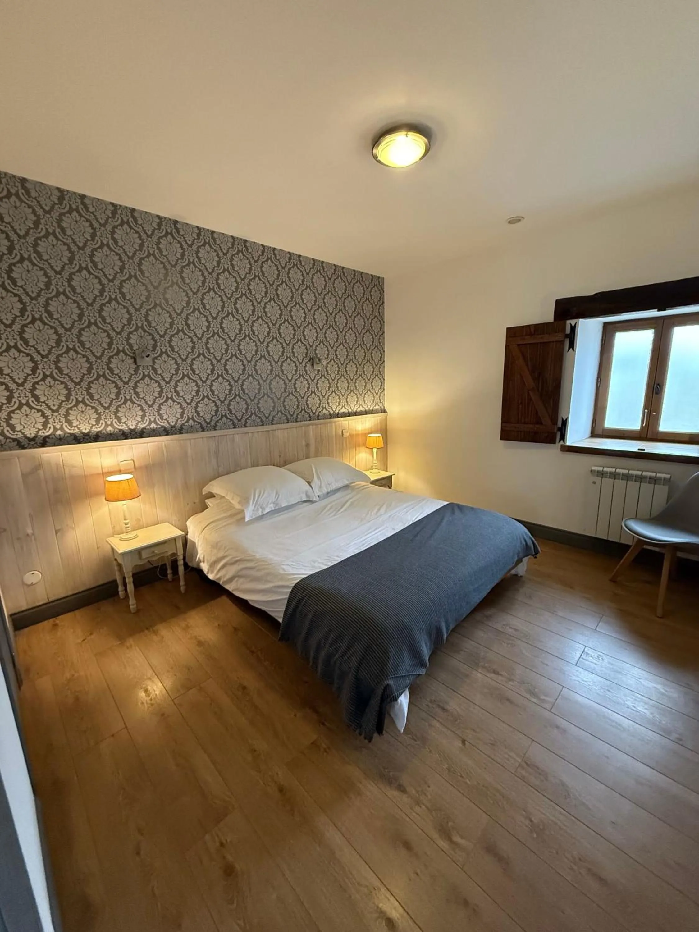 Bedroom, Bed in Gites Le Grand Tornage holiday fun for the whole family