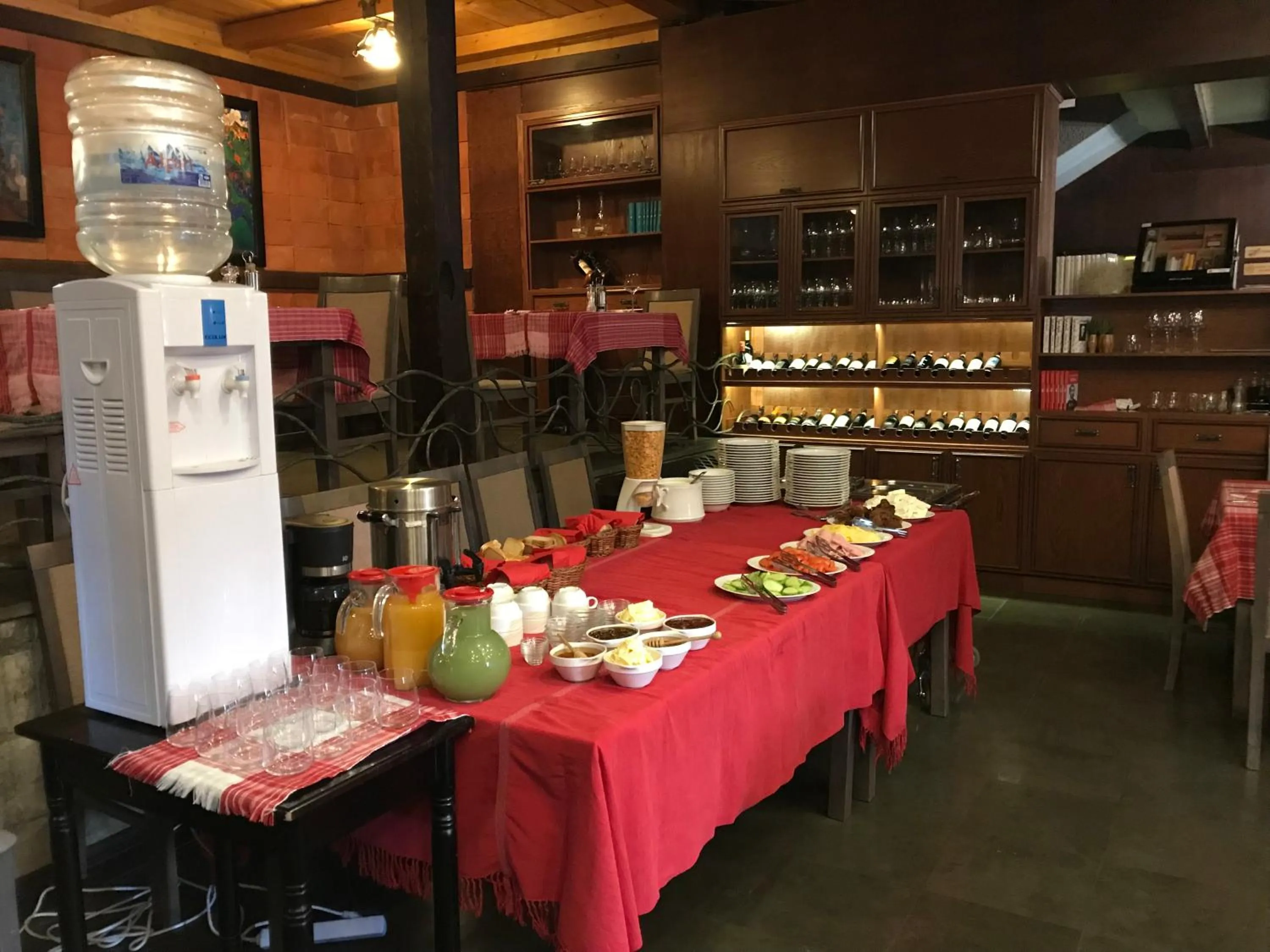 Buffet breakfast in Natyral Razma Resort