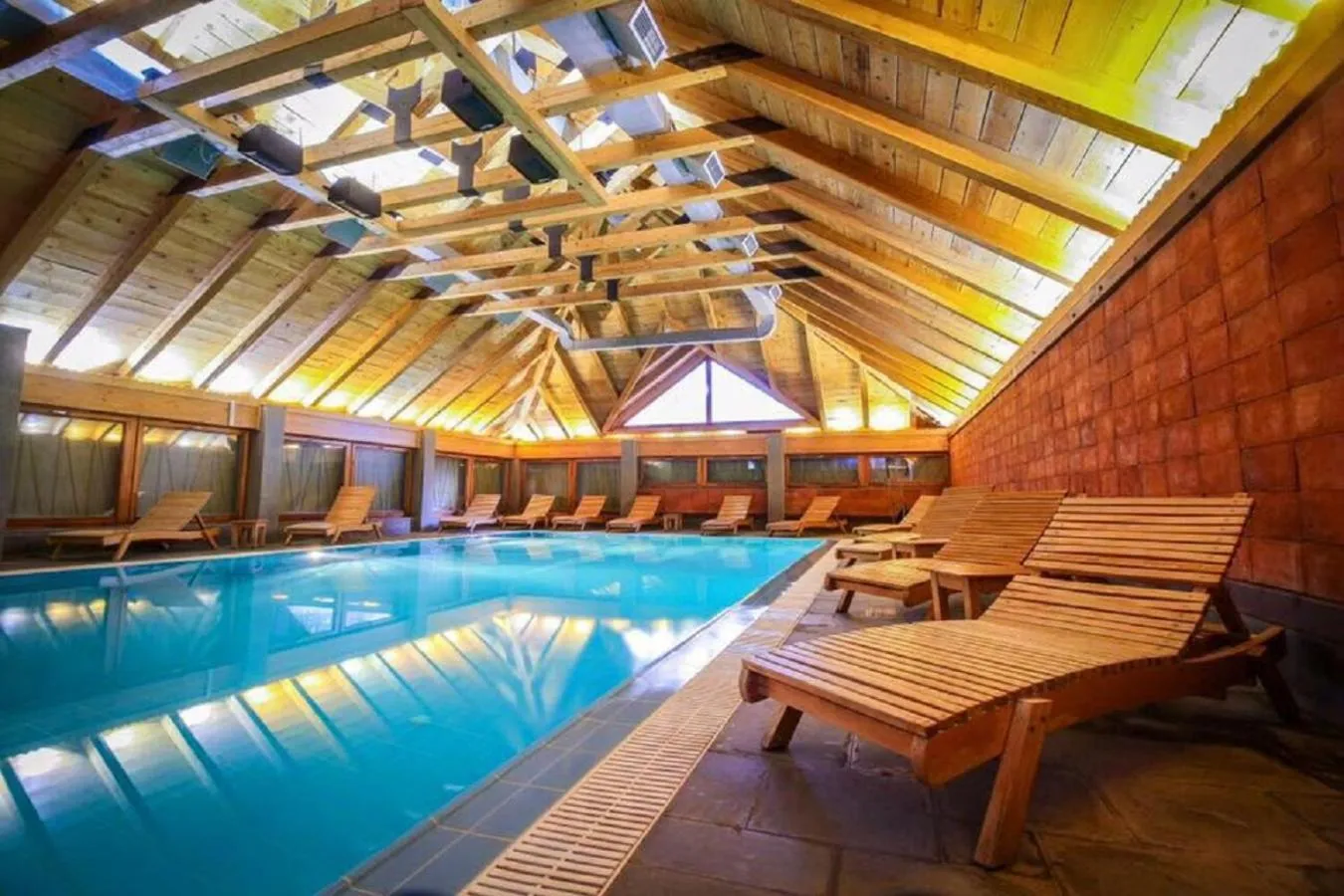 Swimming pool in Natyral Razma Resort