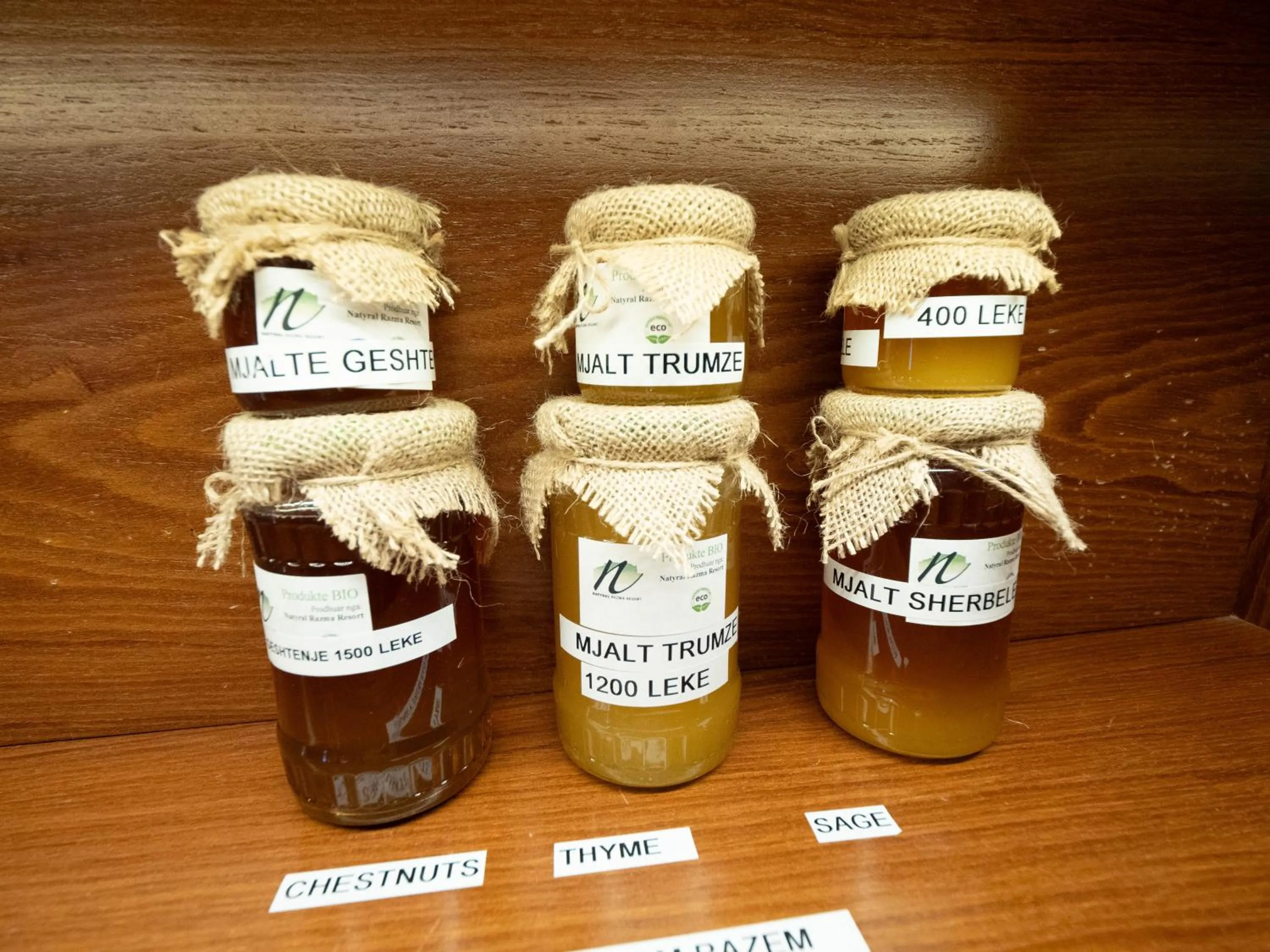 Food and drinks in Natyral Razma Resort