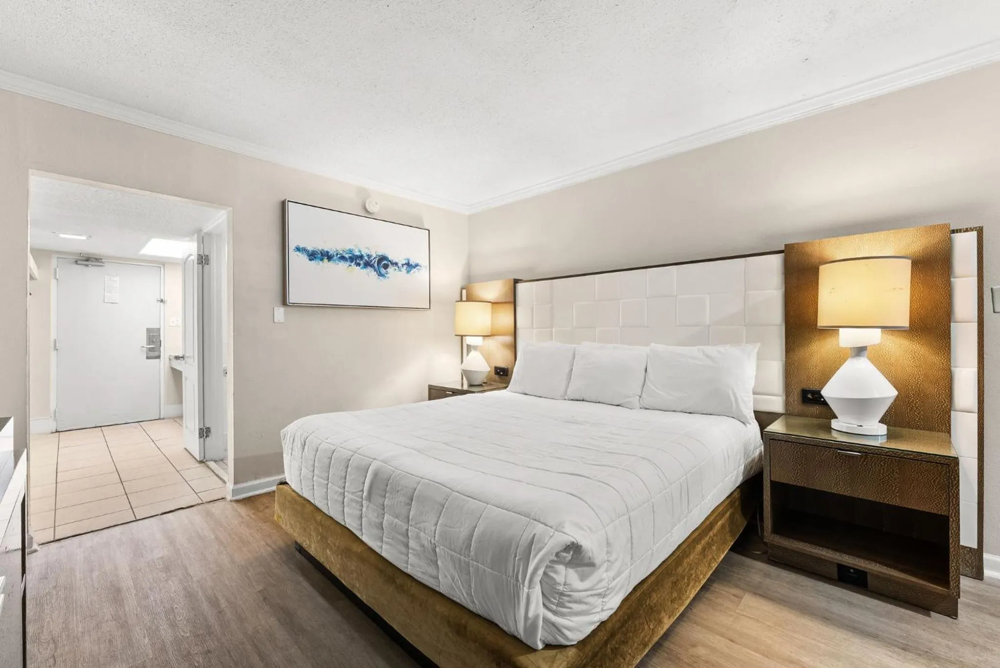 Bedroom, Bed in Seahaven Beach Hotel Panama City Beach