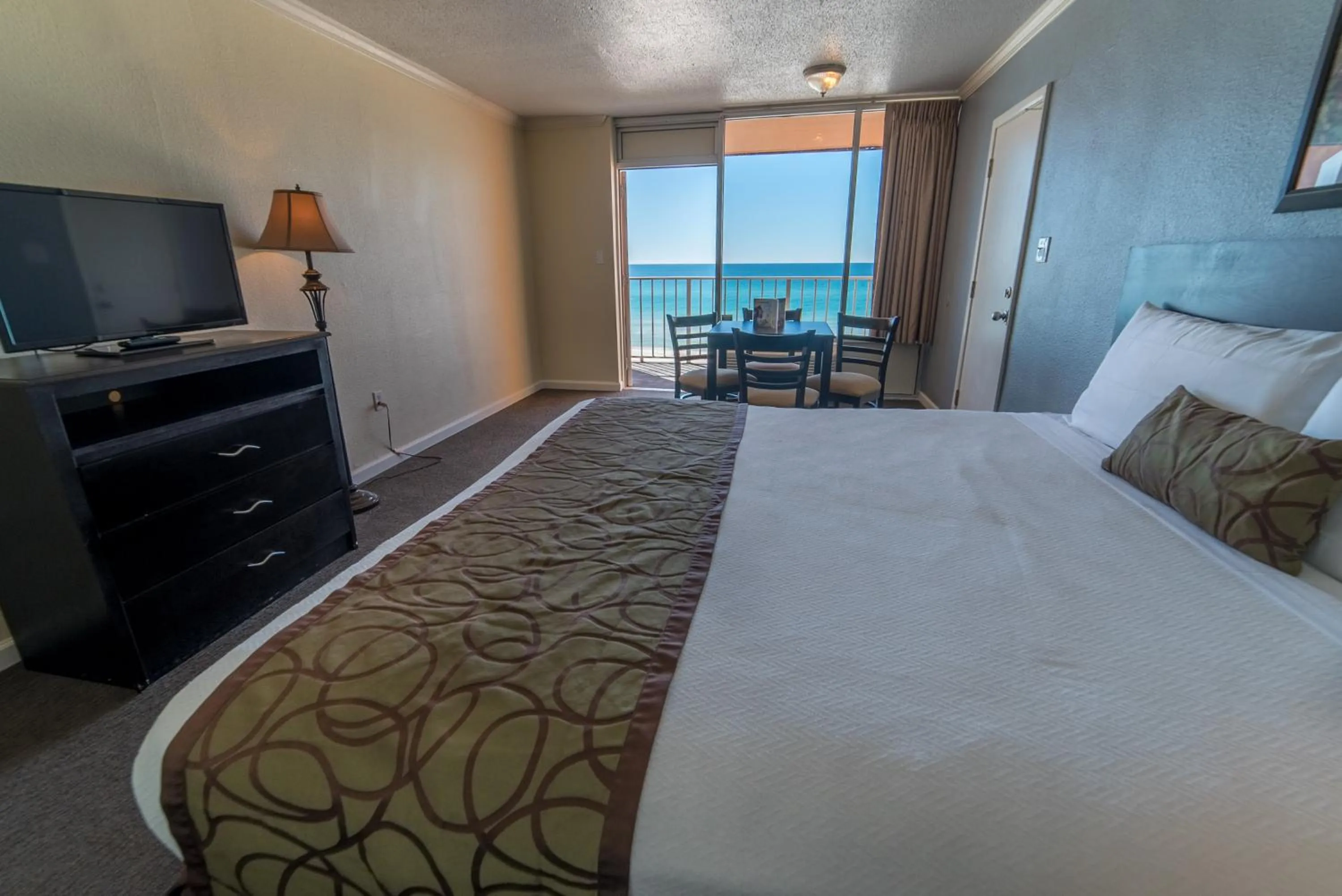 Bed in Seahaven Beach Hotel Panama City Beach