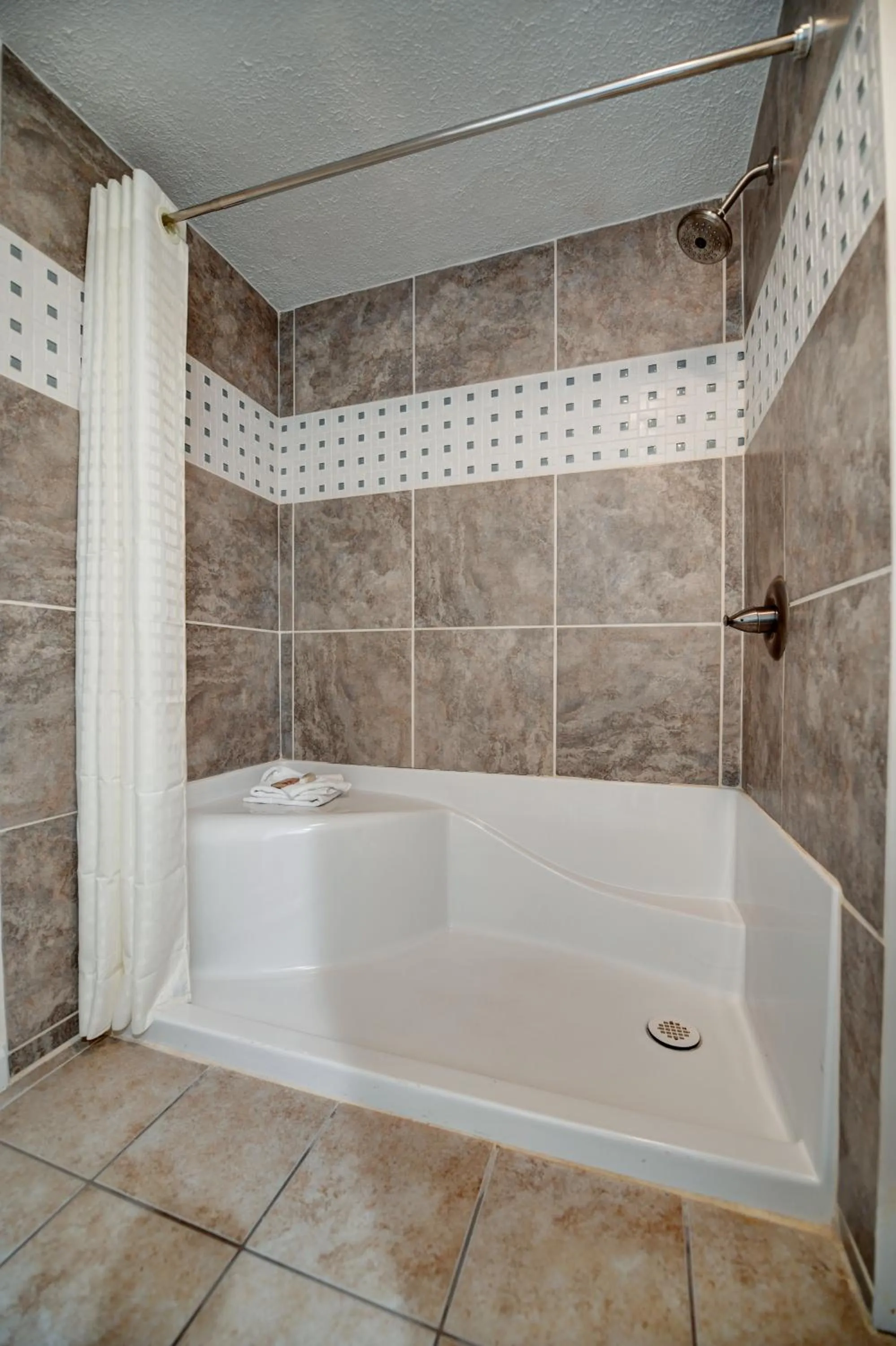 Shower in Seahaven Beach Hotel Panama City Beach