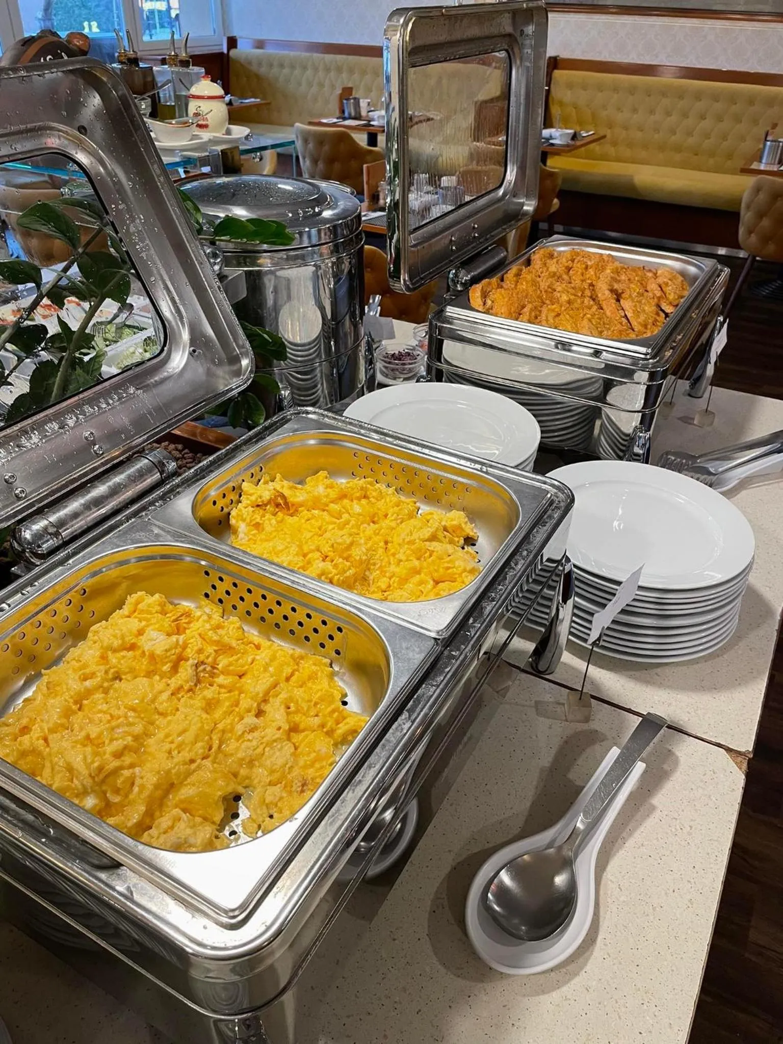 Restaurant/places to eat in Belenus Thermalhotel superior