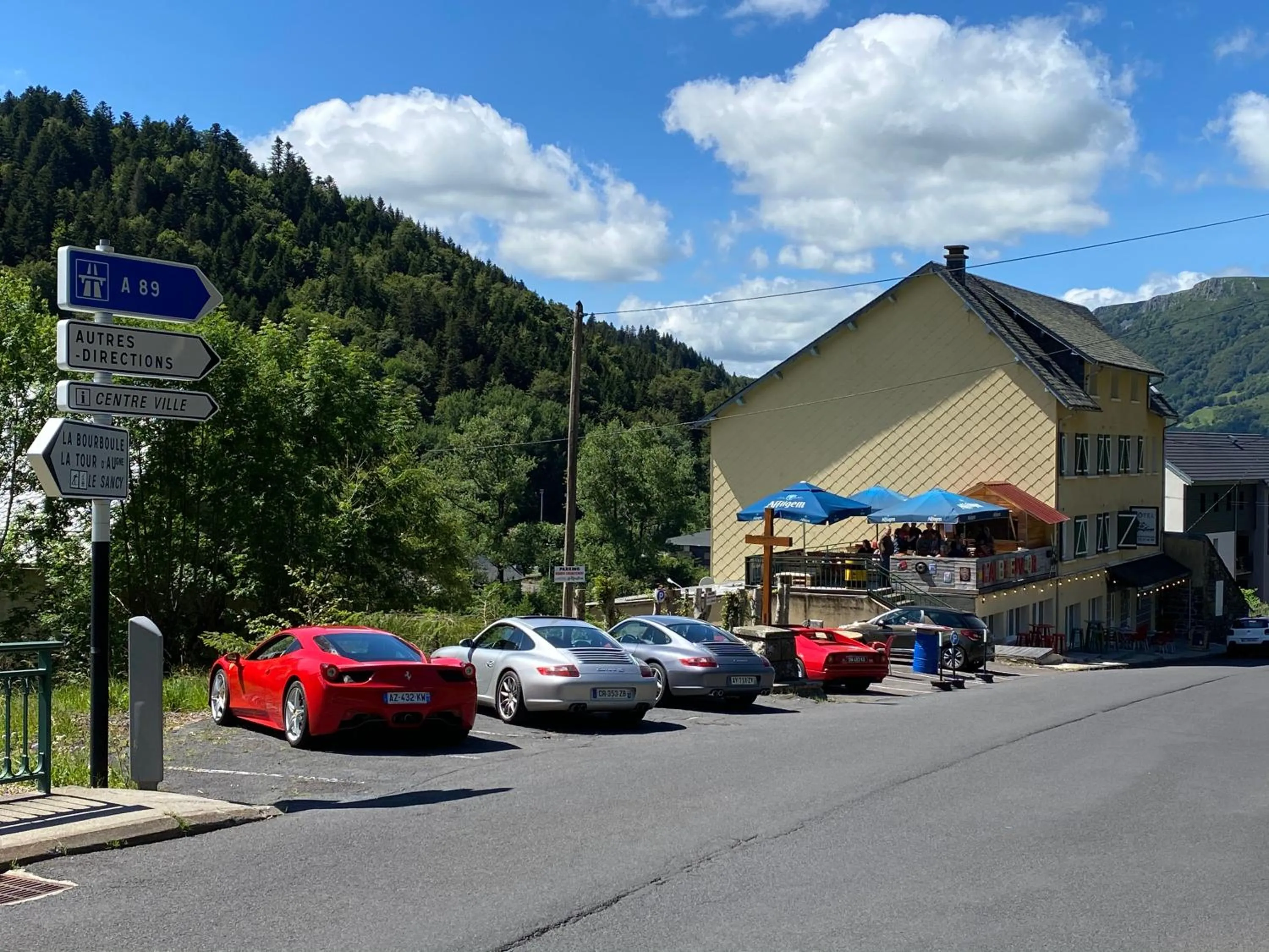 Property building in Hôtel Les Mouflons