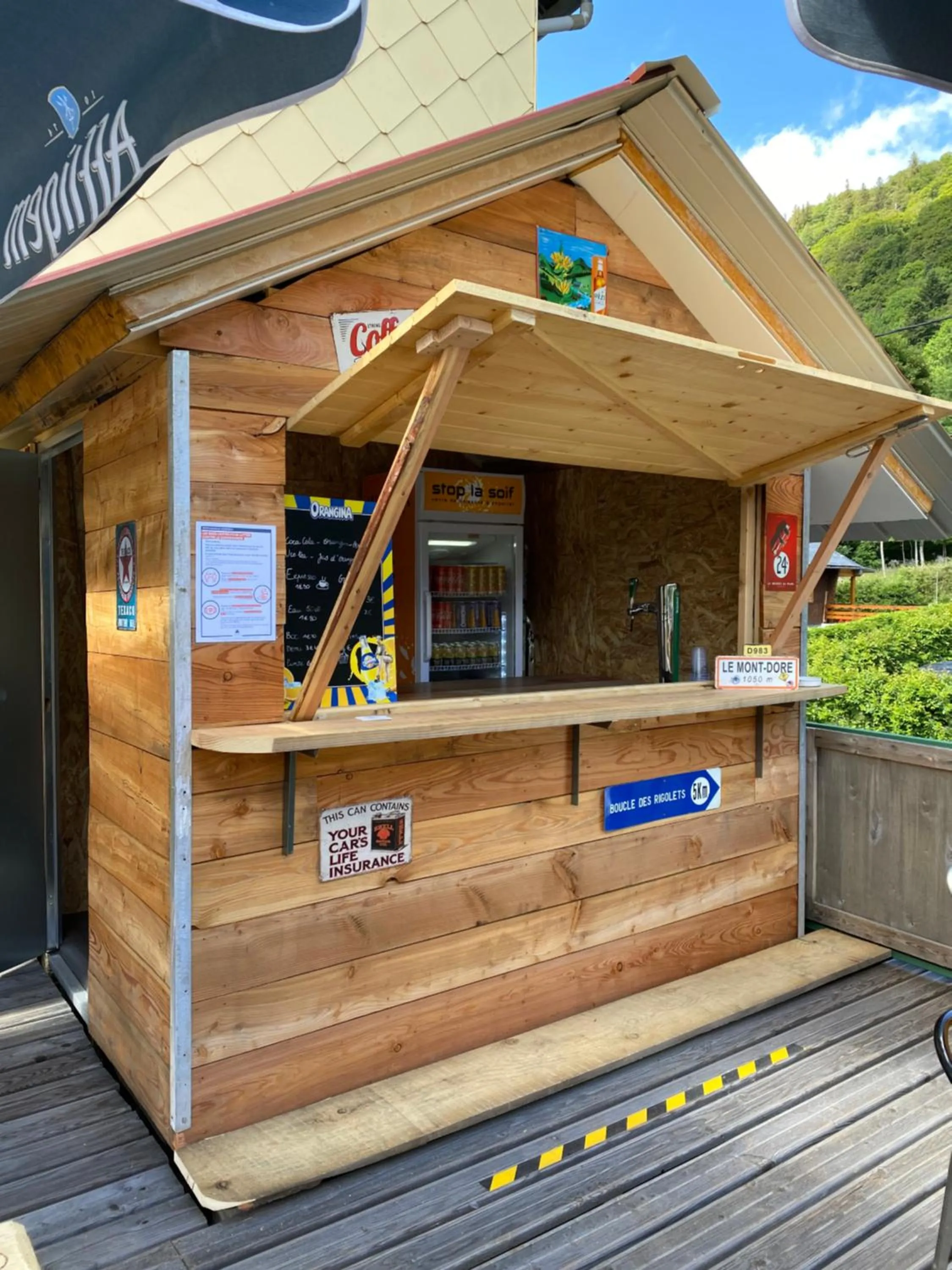 Day in Hôtel Les Mouflons