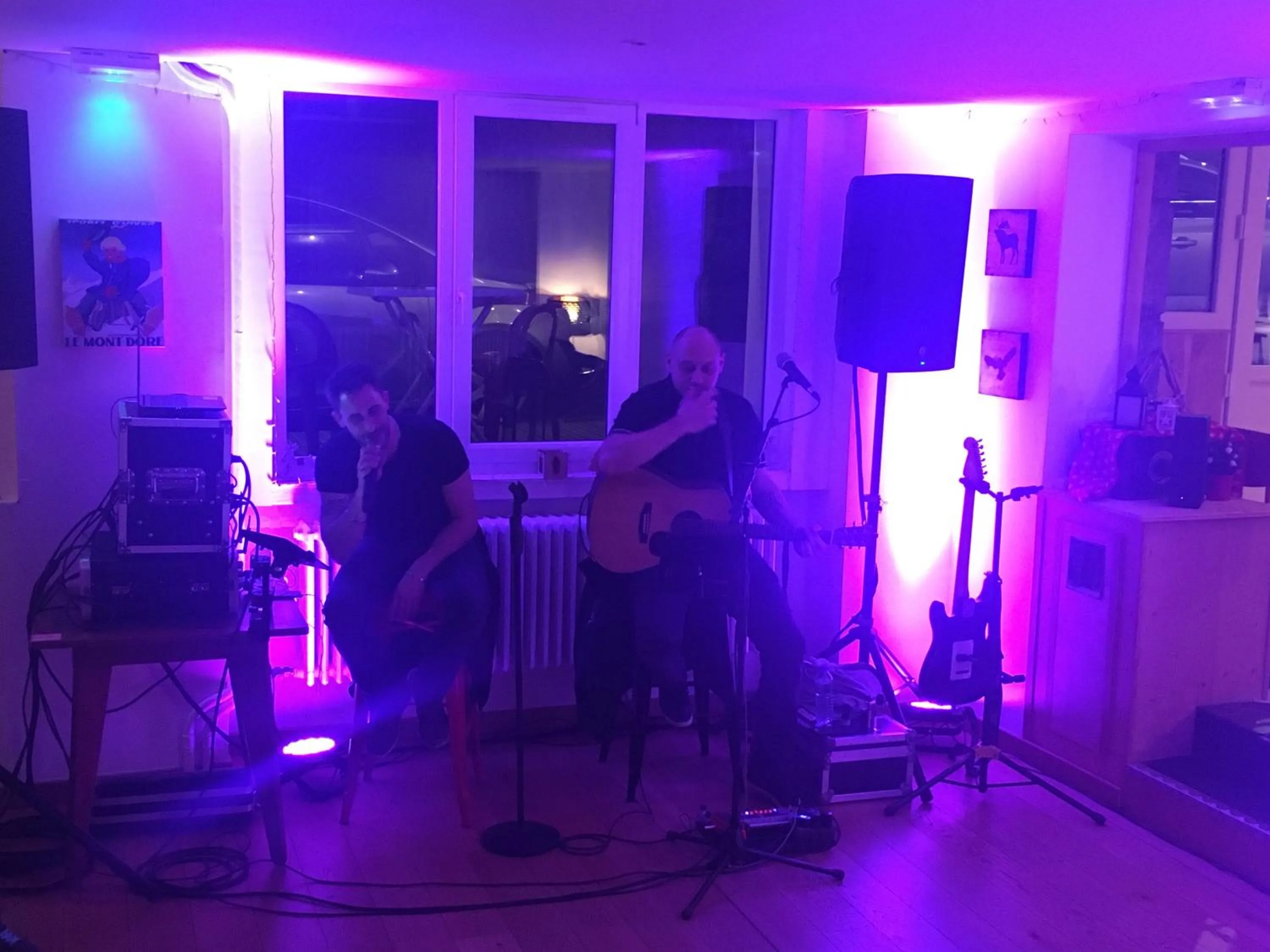 People in Hôtel Les Mouflons