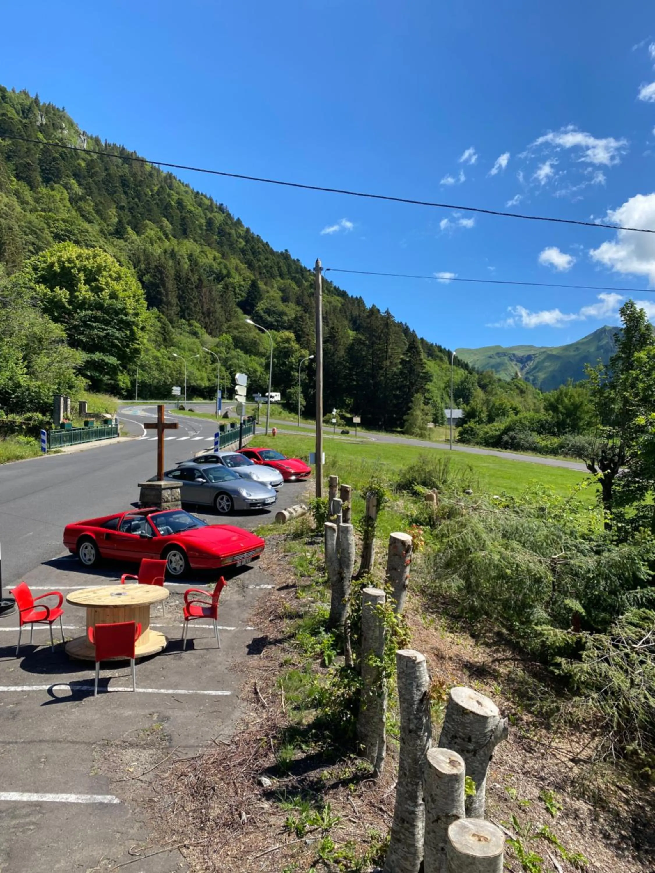 Natural landscape in Hôtel Les Mouflons