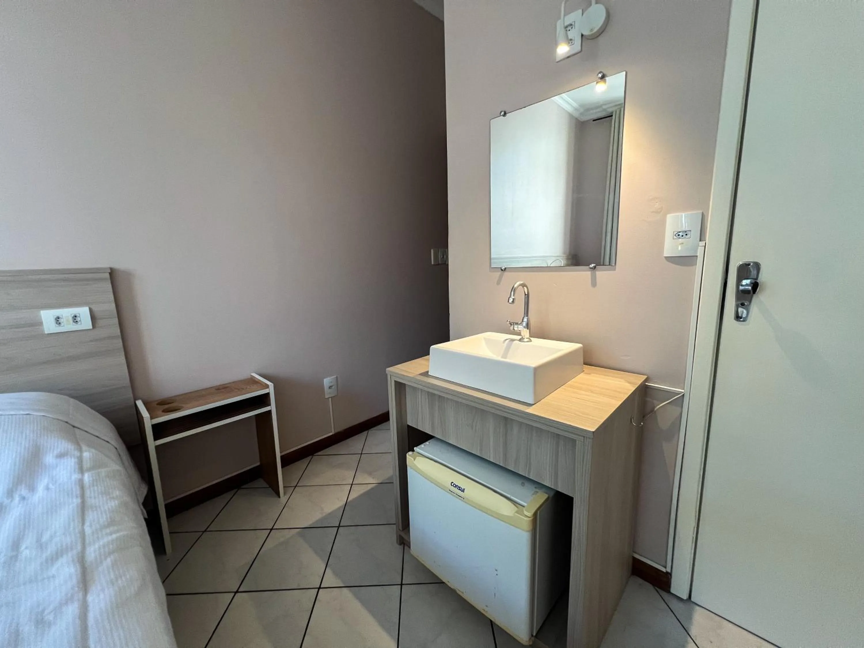 Photo of the whole room, Bed in Hotel Villa Souza Ltda