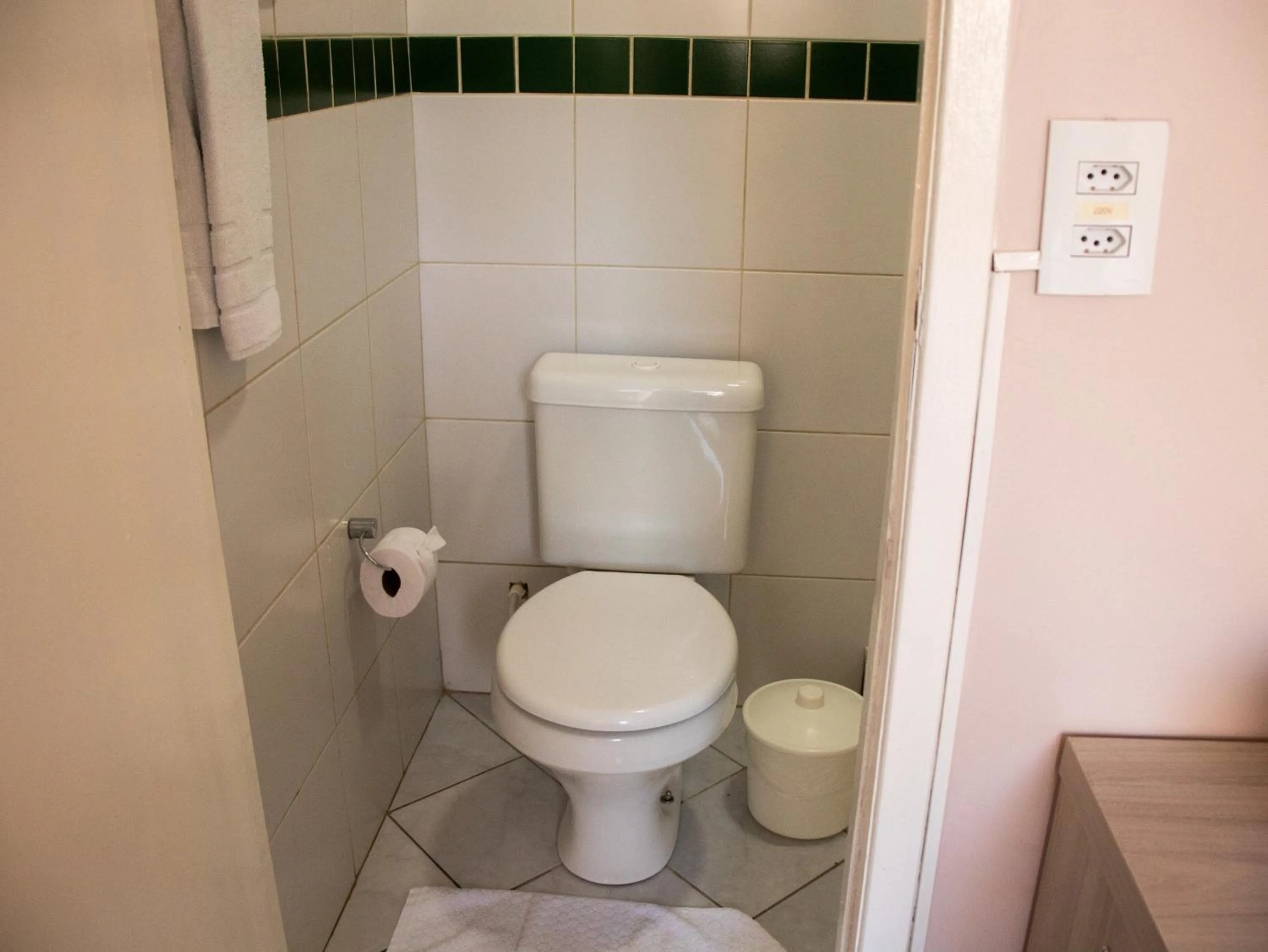 Bathroom in Hotel Villa Souza Ltda