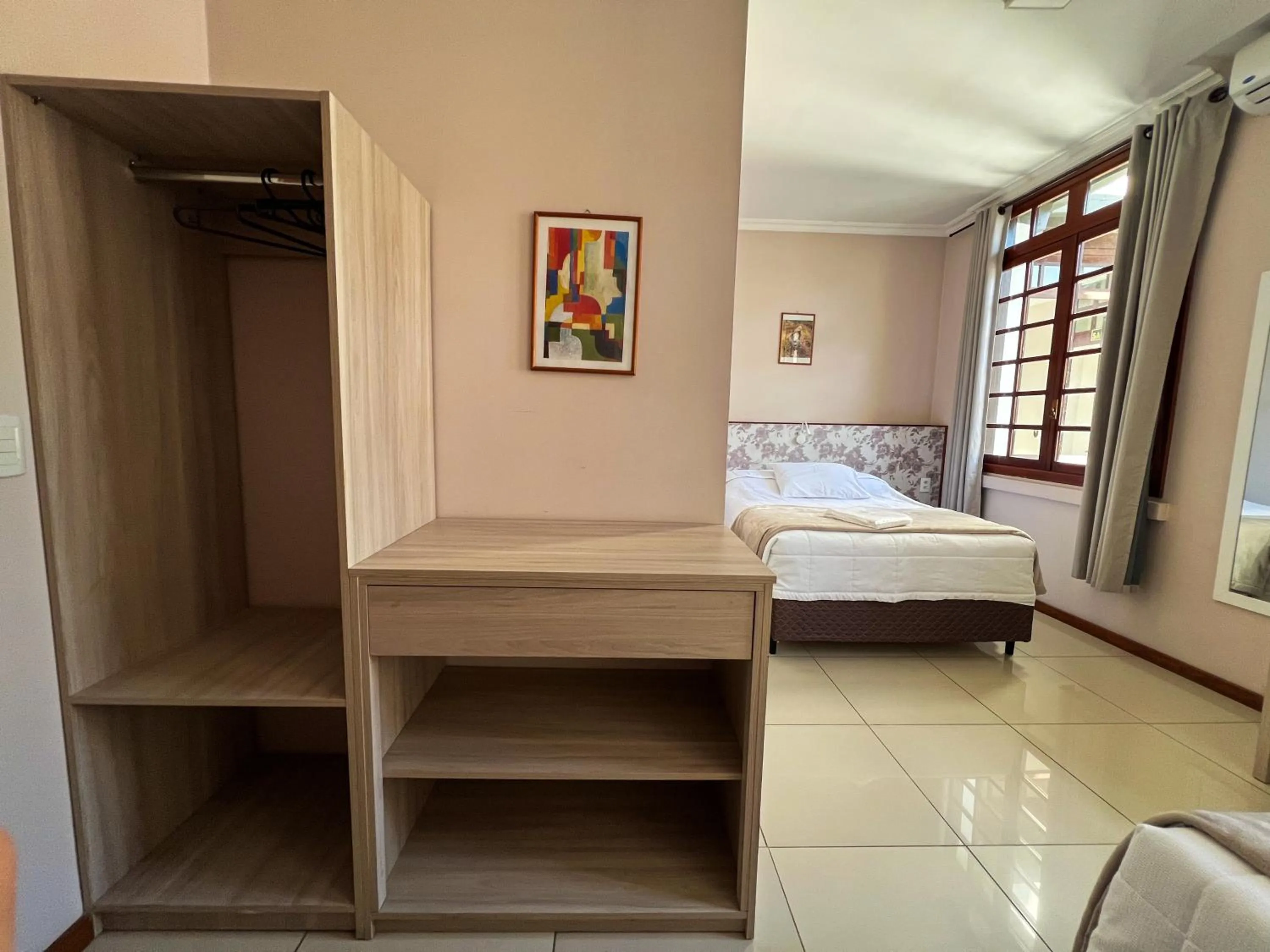 Photo of the whole room, Bed in Hotel Villa Souza Ltda