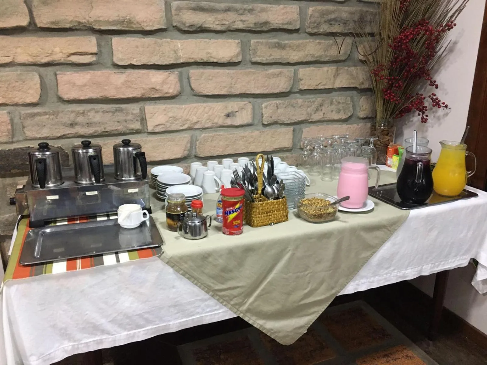 Breakfast in Hotel Villa Souza Ltda