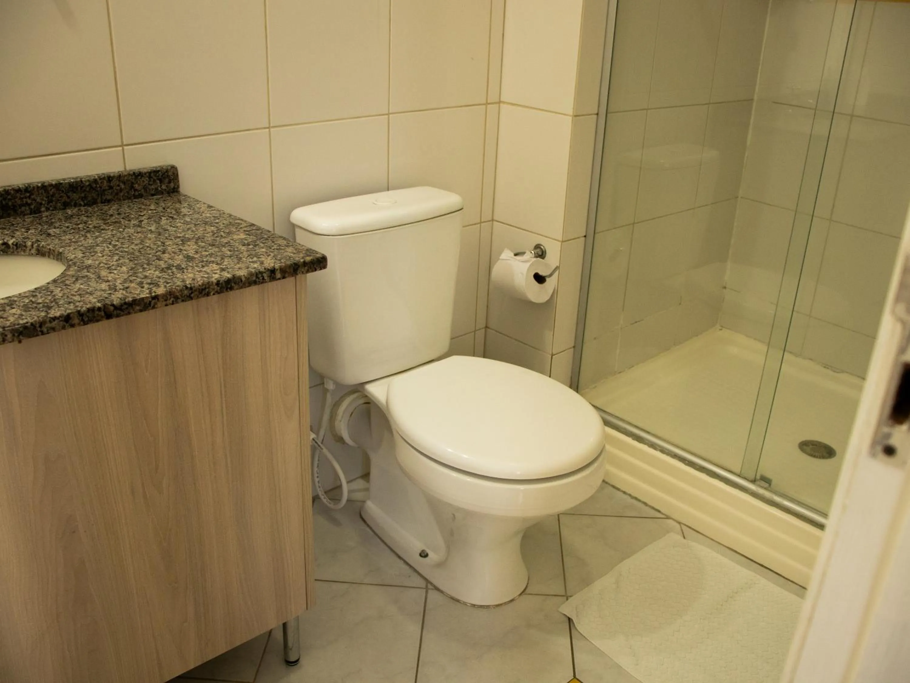 Bathroom in Hotel Villa Souza Ltda