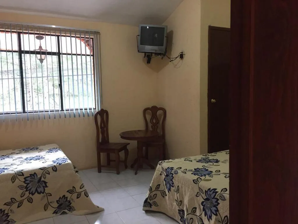 Bed in Hotel Lienzo Charro 1
