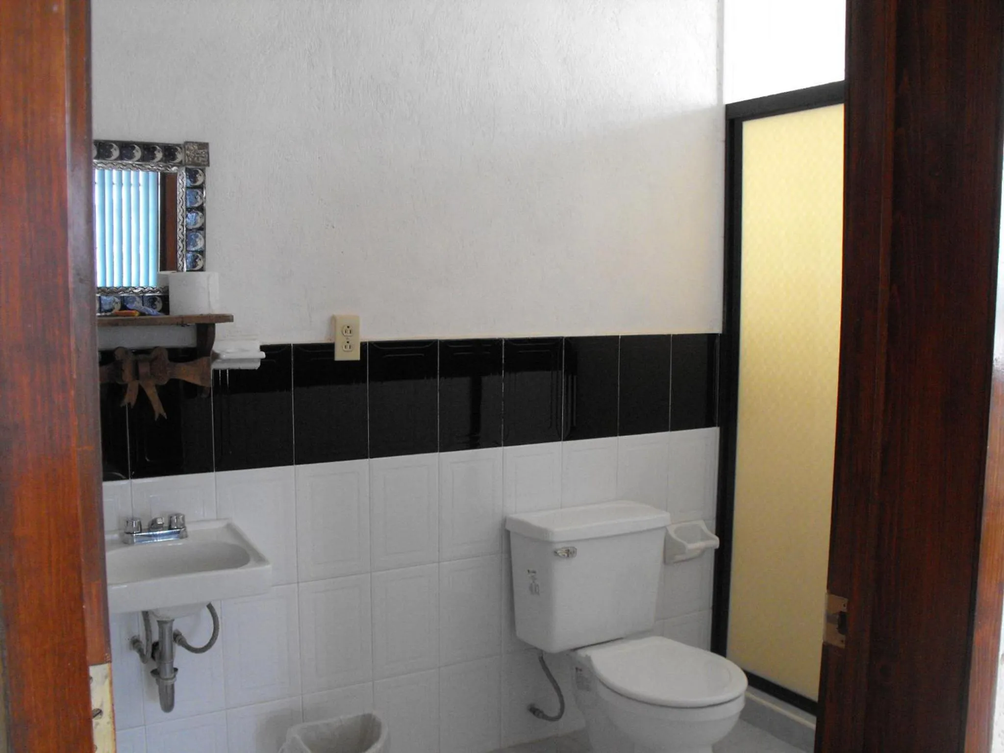 Bathroom in Hotel Lienzo Charro 1