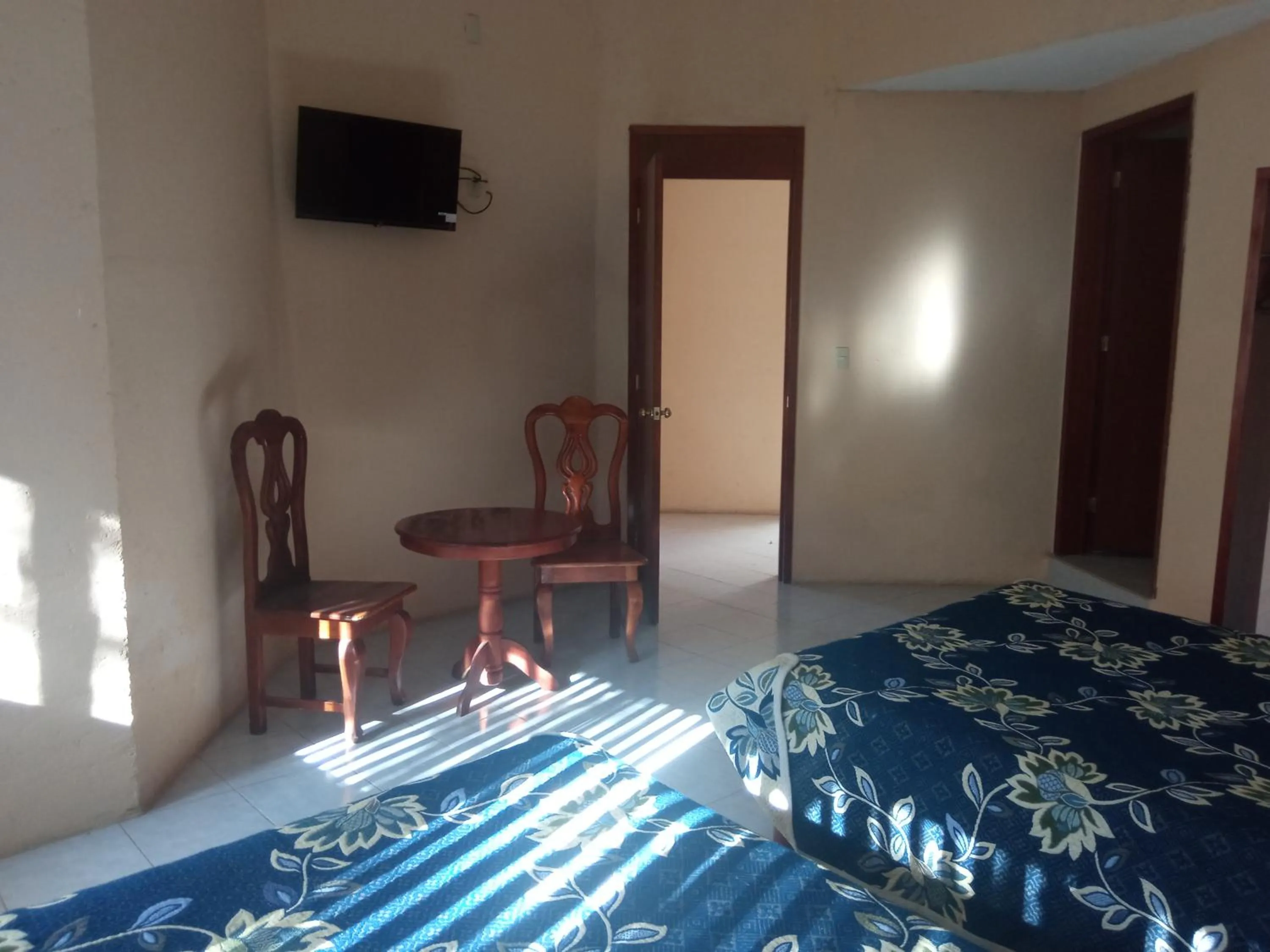 Bed in Hotel Lienzo Charro 1