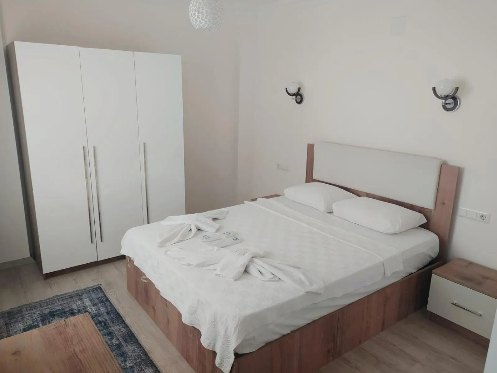 Bedroom, Bed in Kaya House Daily Flat