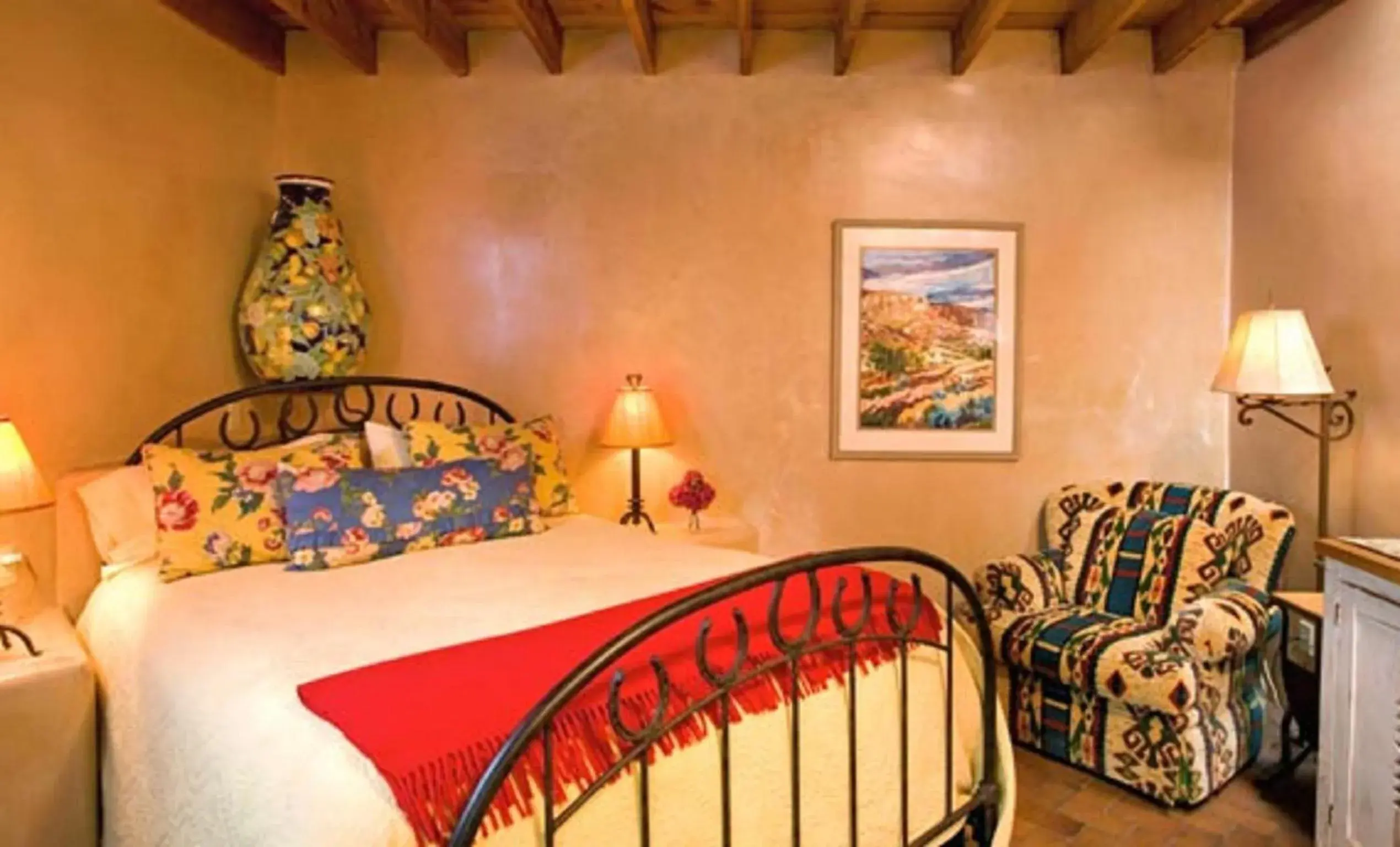 Standard Queen Room in El Farolito B&B Inn Standard Queen Room in El Farolito B&B Inn