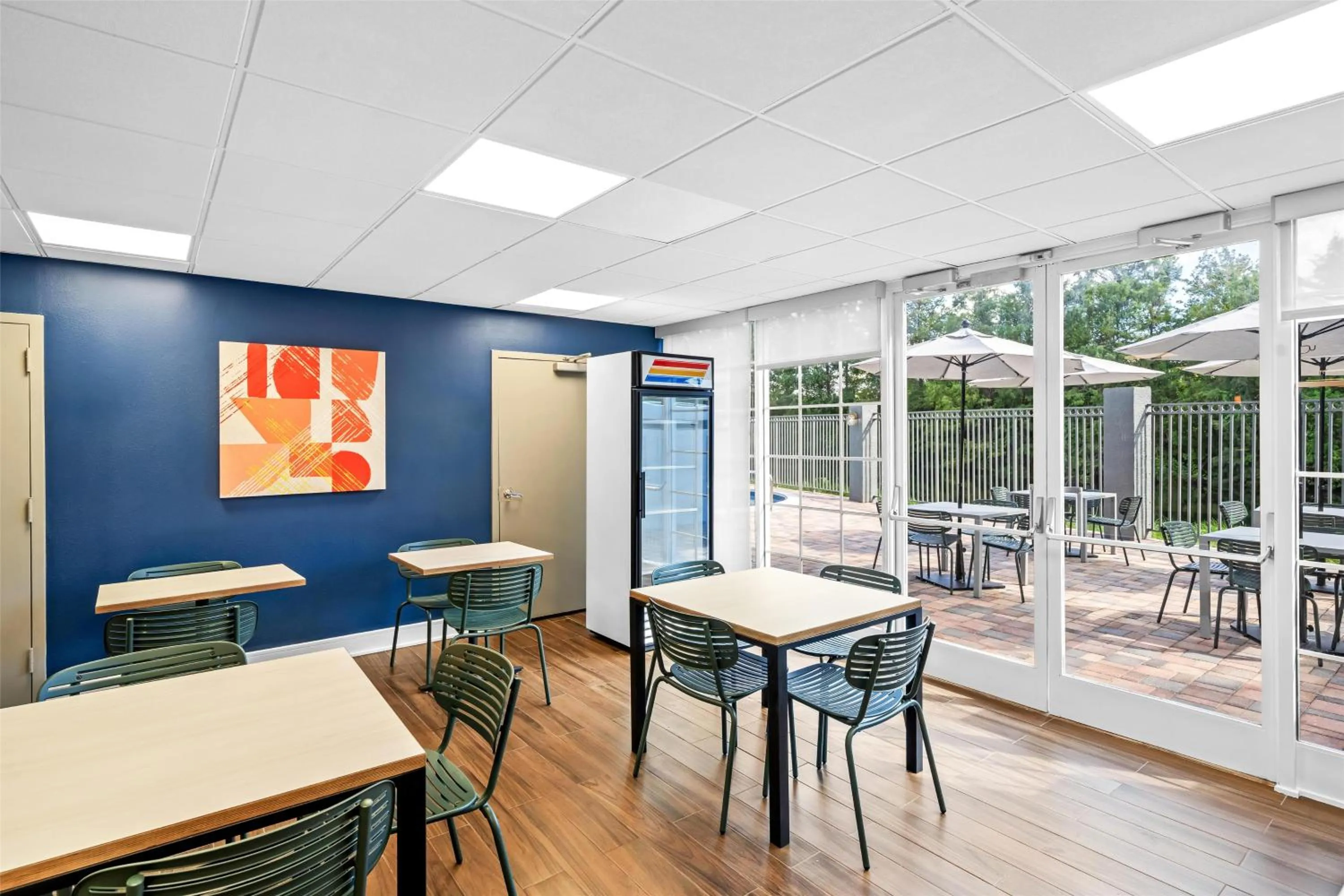 Breakfast in Spark by Hilton Orlando near Universal