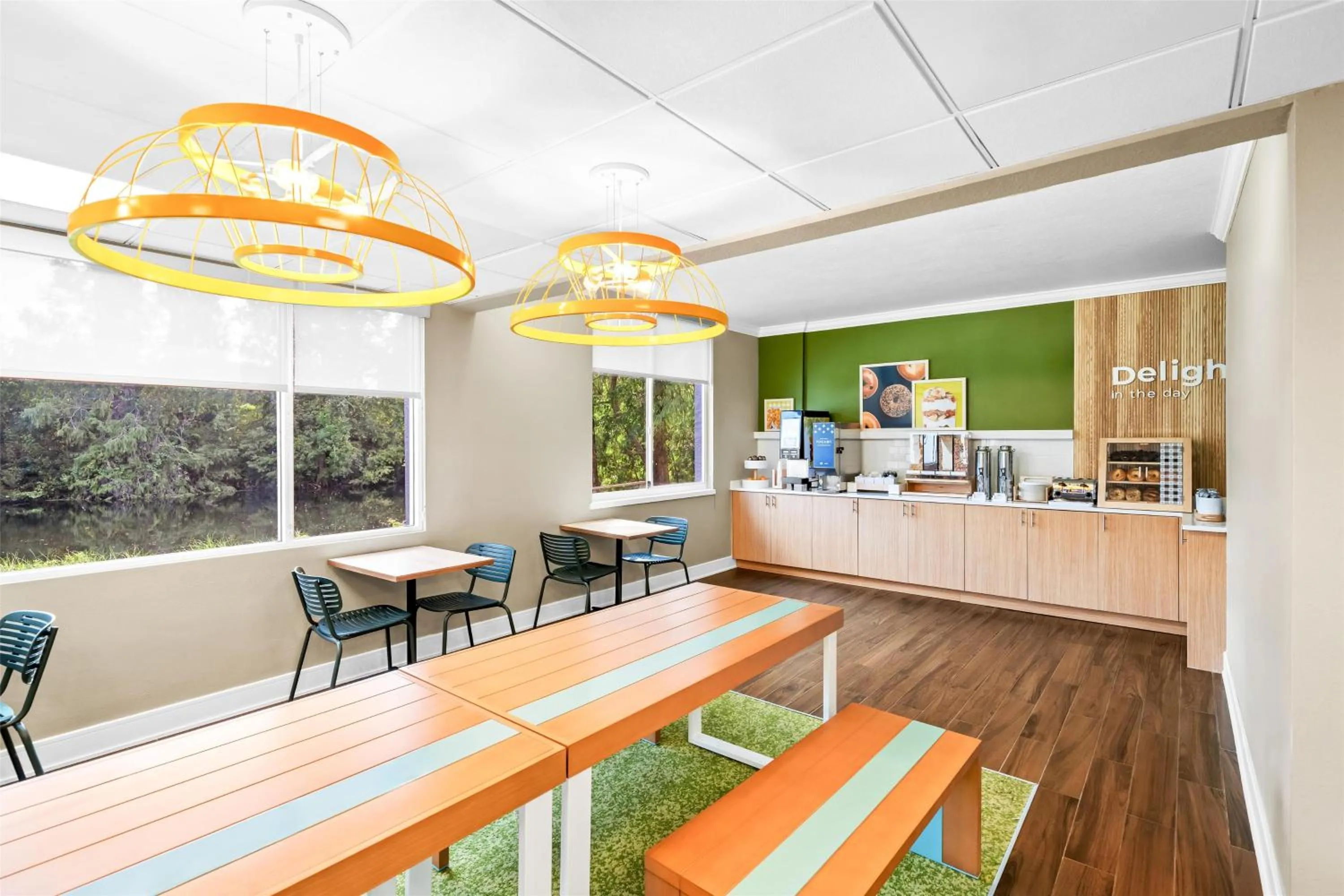 Breakfast in Spark by Hilton Orlando near Universal