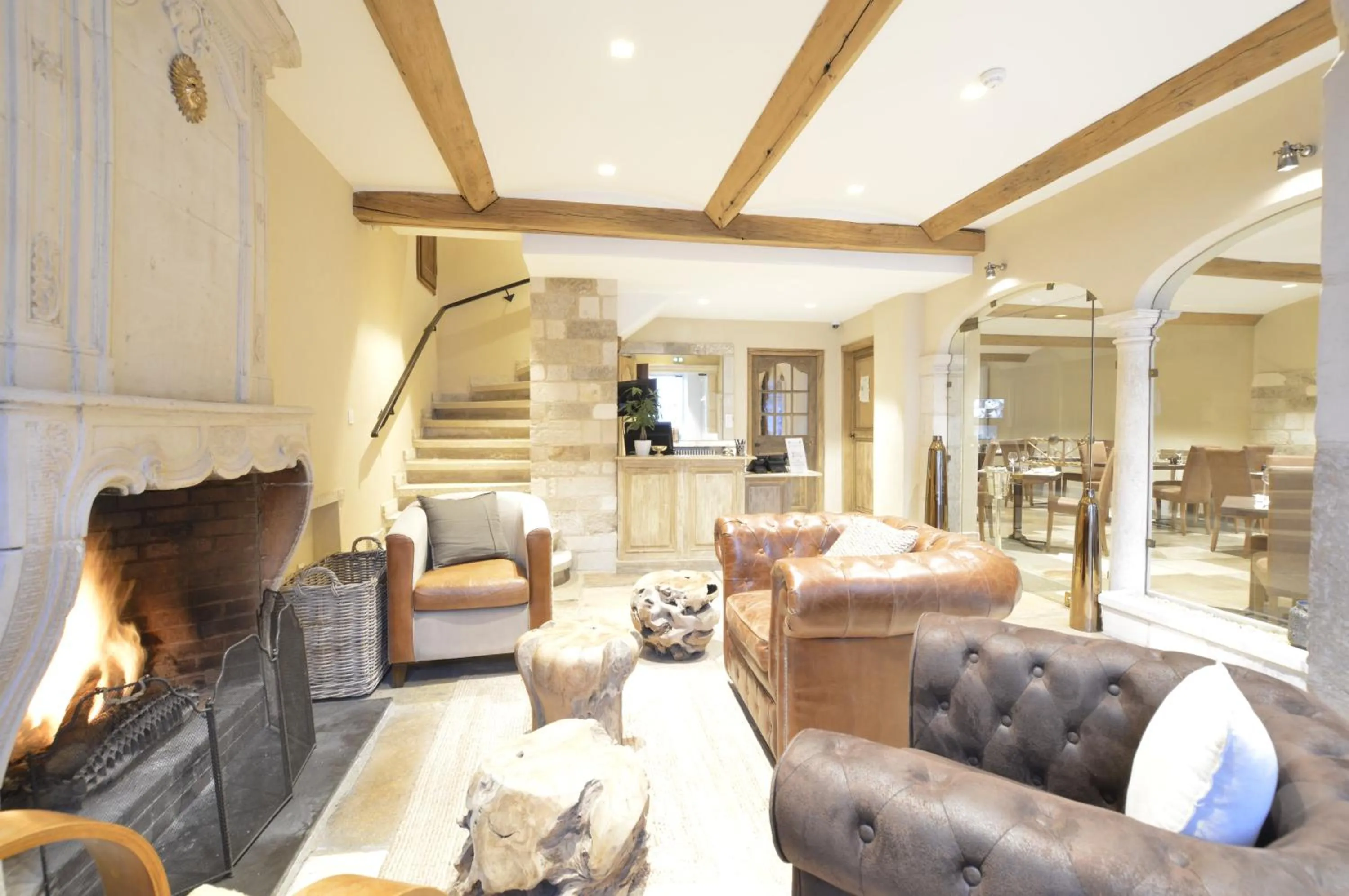 Communal lounge/ TV room in LE SOLEIL D'OR