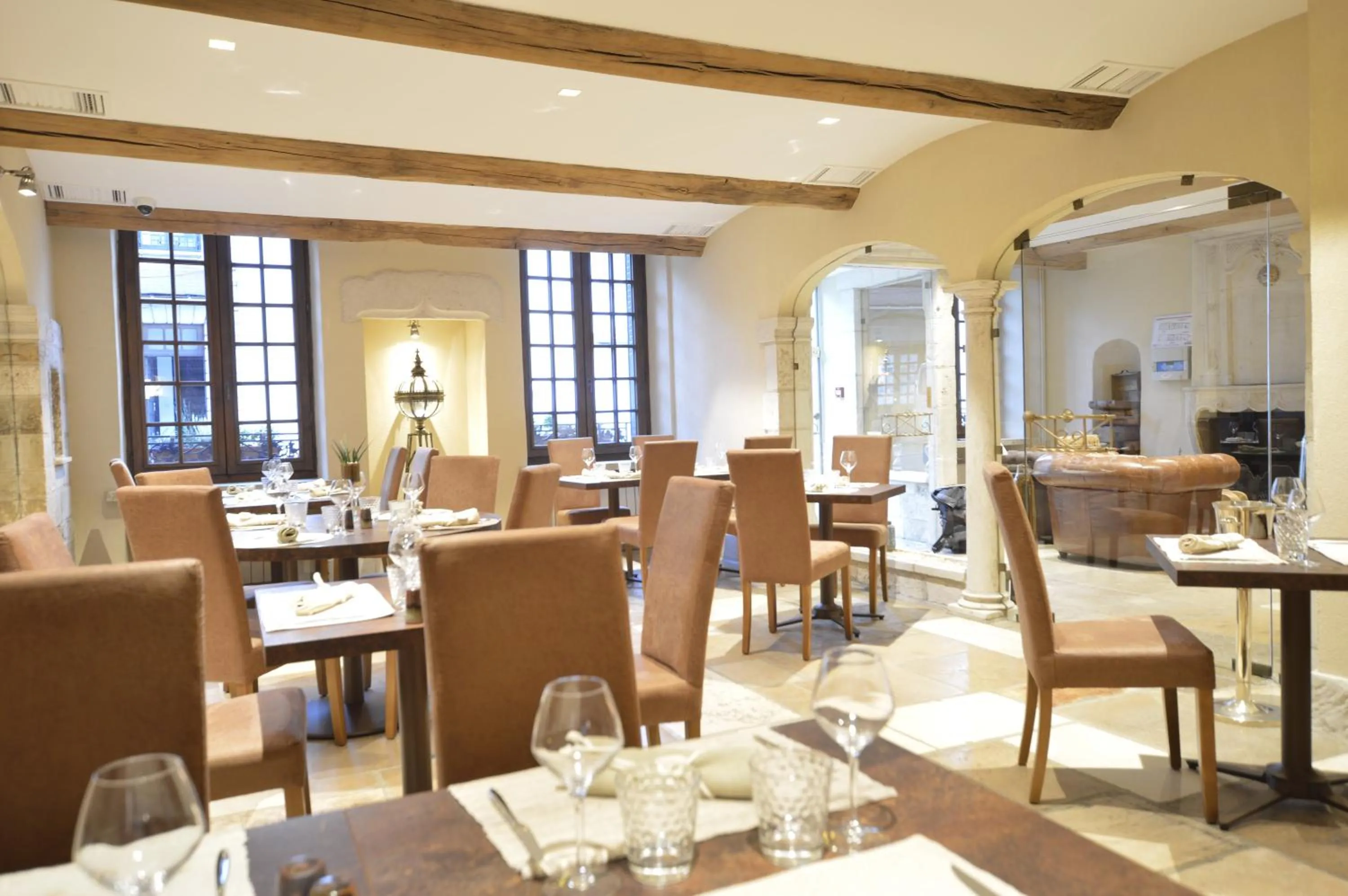 Restaurant/places to eat in LE SOLEIL D'OR