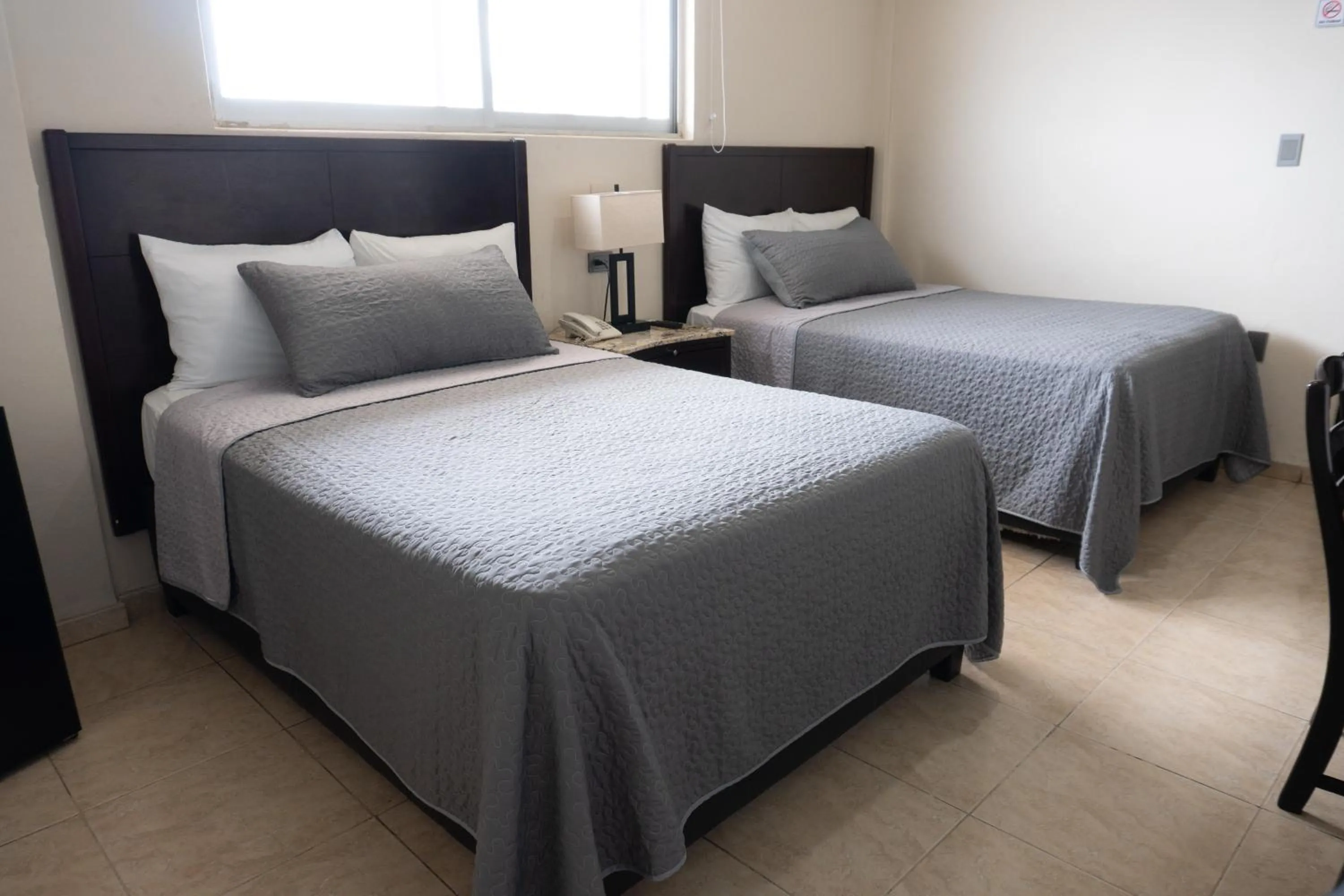 Bedroom, Bed in Hotel America Centro