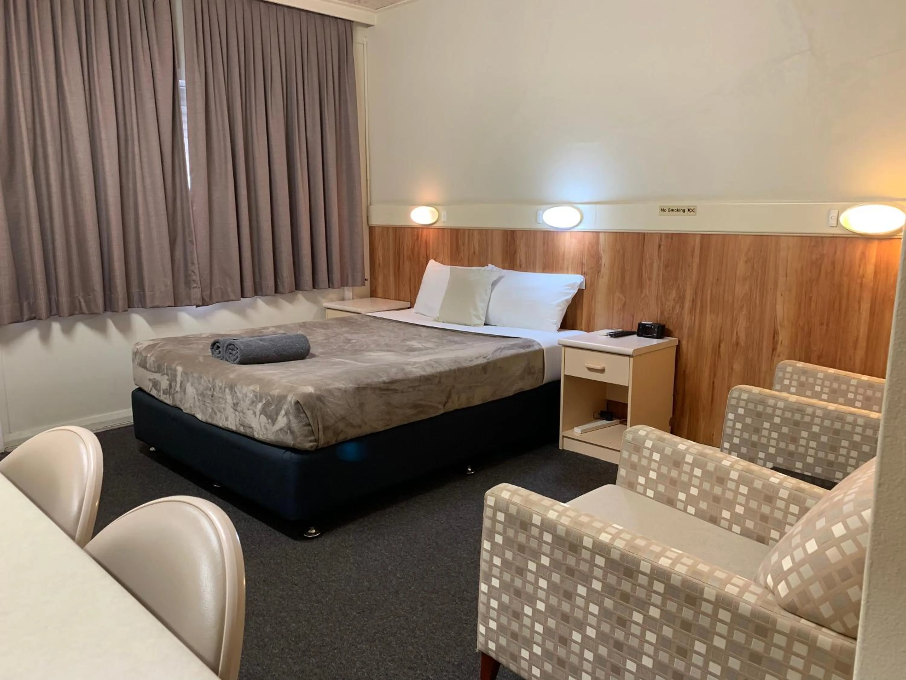 Bed in Wattle Tree Motel