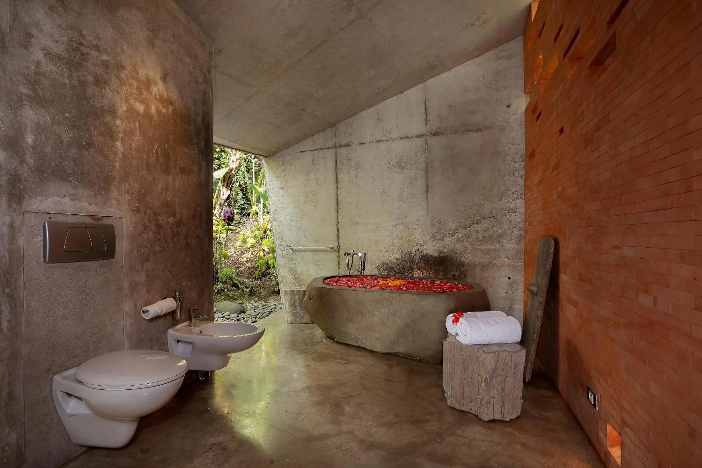 Umah Tampih Luxury Private Villa - CHSE Certified