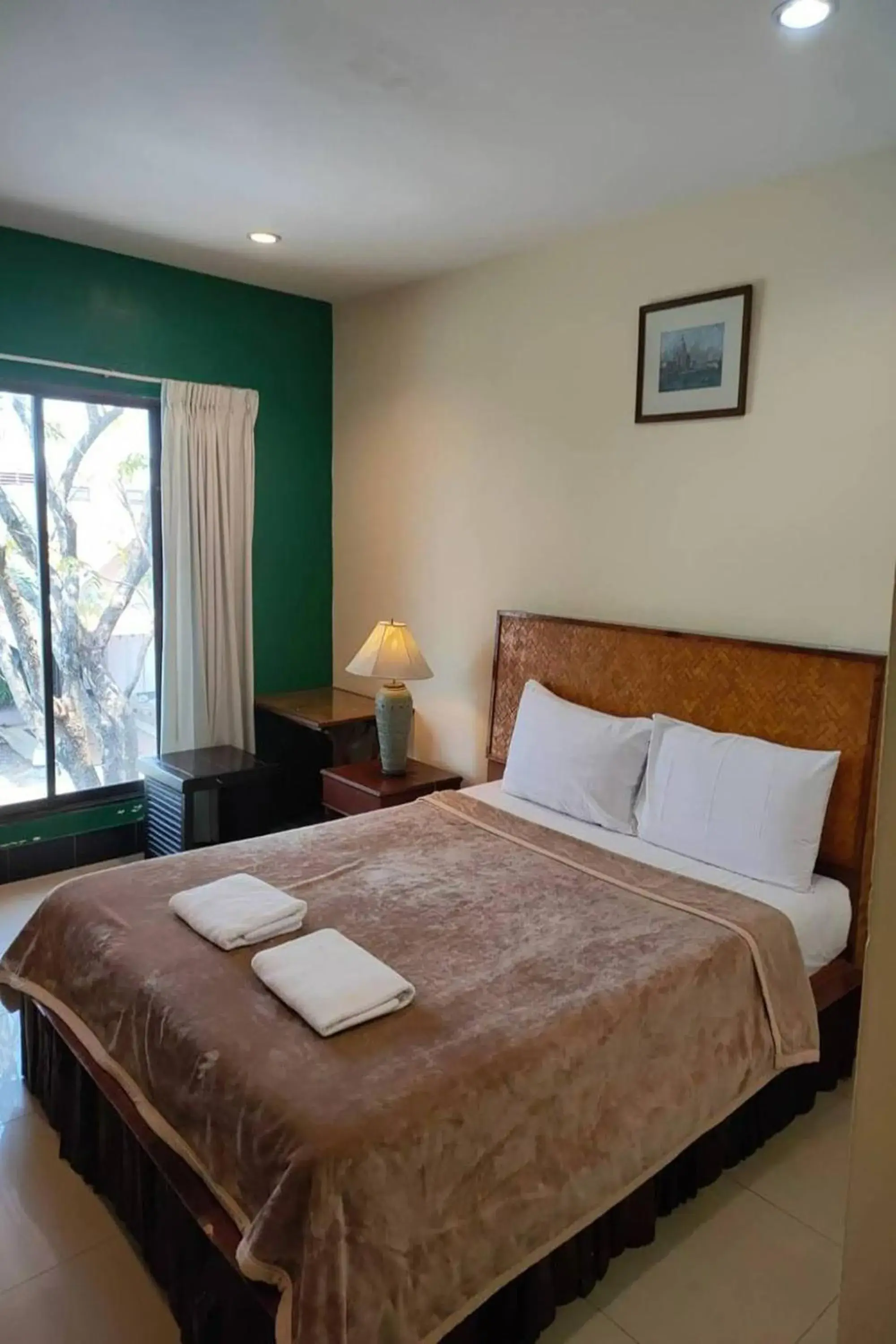 Standard Double Room in Deeden Pattaya Resort Standard Double Room in Deeden Pattaya Resort