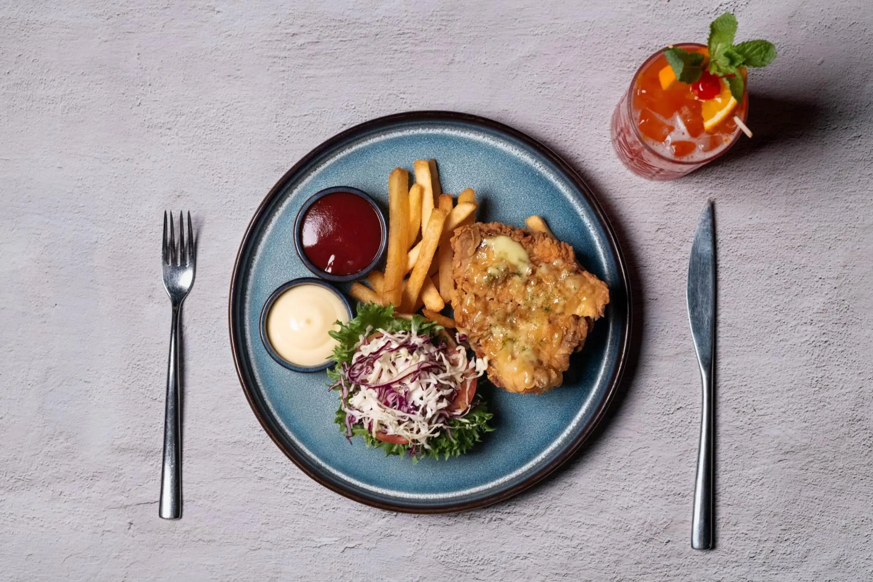 Restaurant/places to eat in DoubleTree by Hilton Sukhumvit Bangkok Restaurant/places to eat in DoubleTree by Hilton Sukhumvit Bangkok