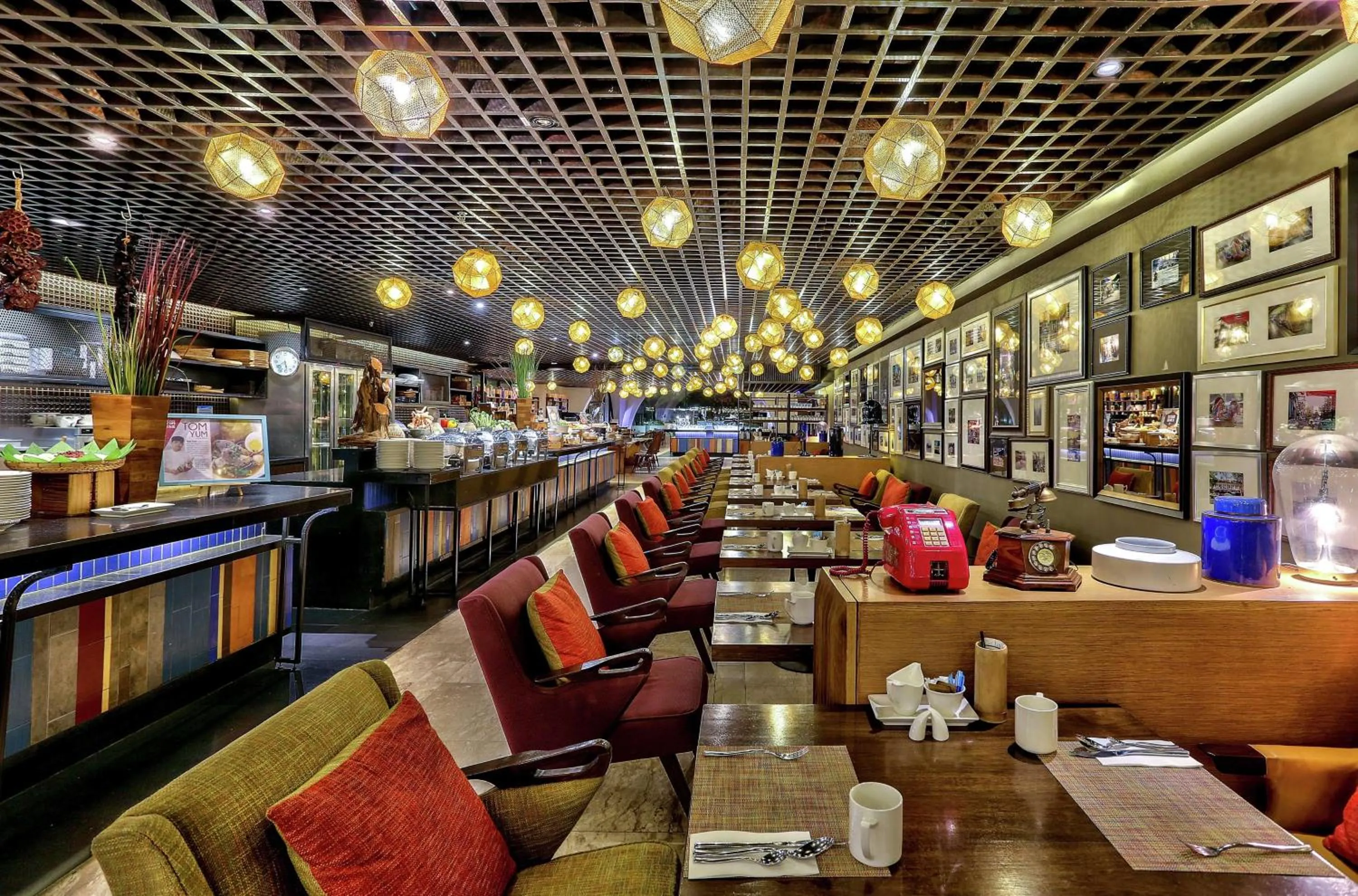 Restaurant/places to eat in DoubleTree by Hilton Sukhumvit Bangkok