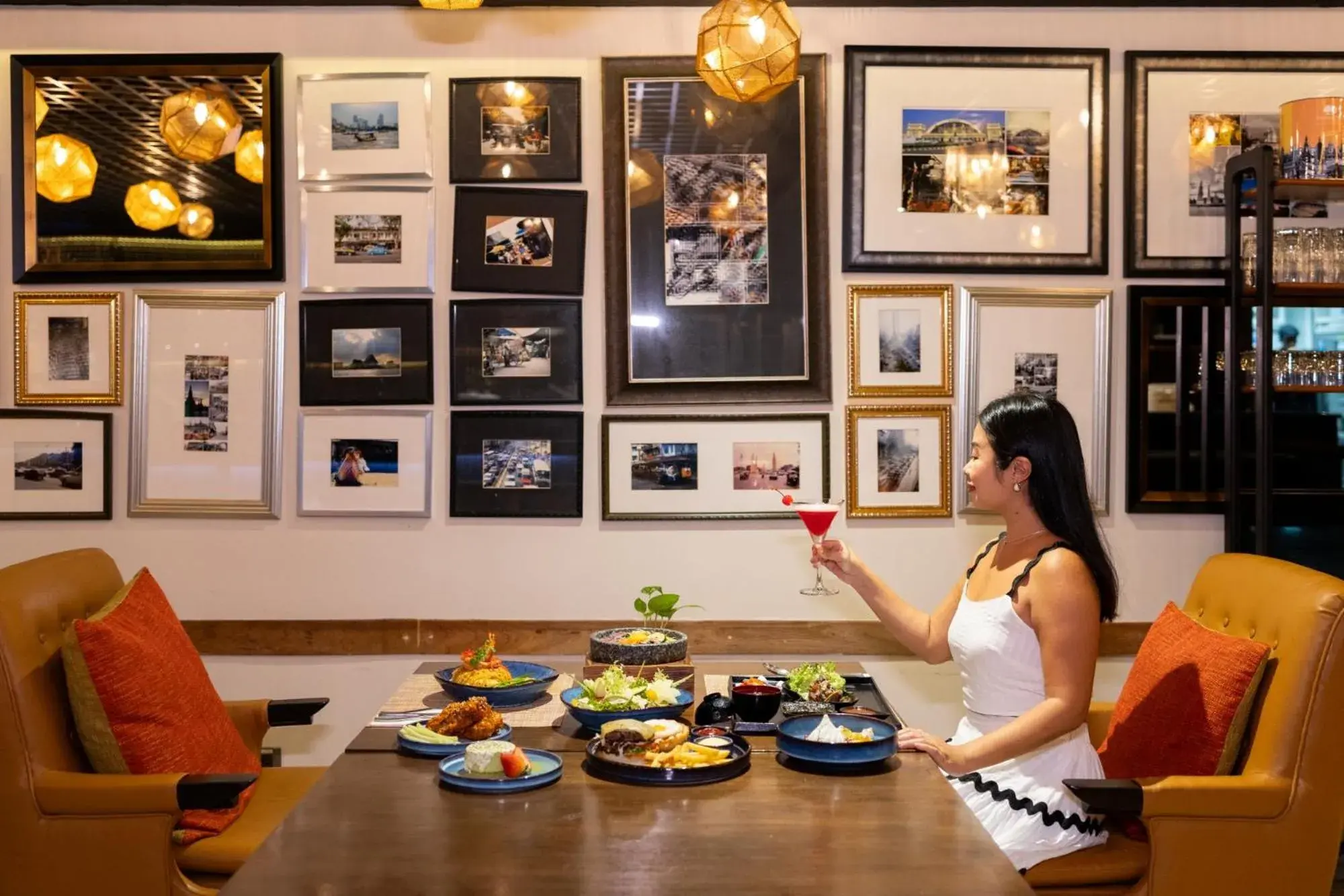 Restaurant/places to eat in DoubleTree by Hilton Sukhumvit Bangkok Restaurant/places to eat in DoubleTree by Hilton Sukhumvit Bangkok