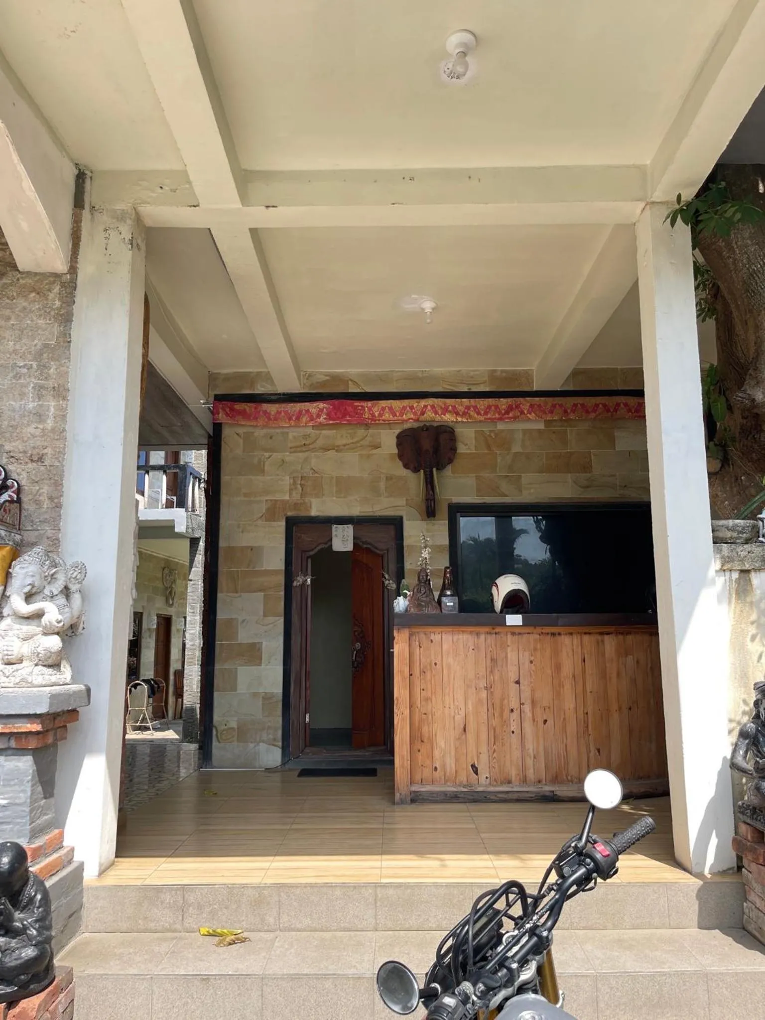 Property building in Satria Bungalow
