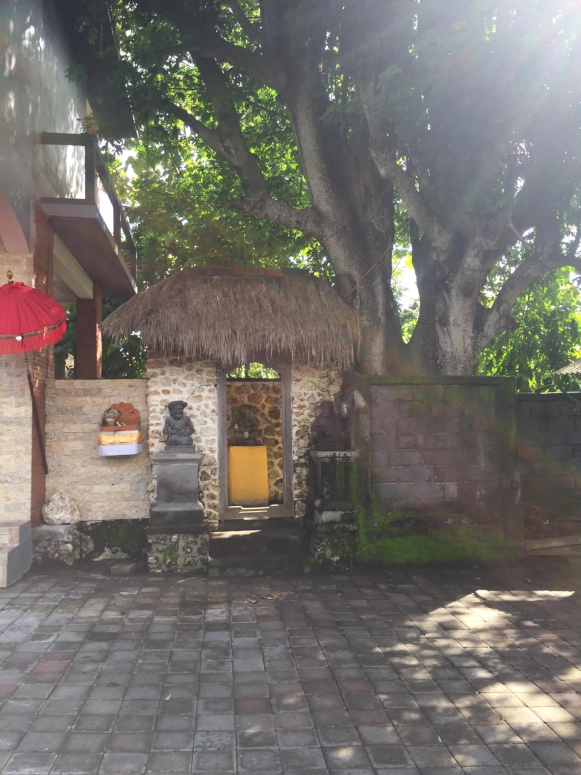 Facade/entrance in Satria Bungalow