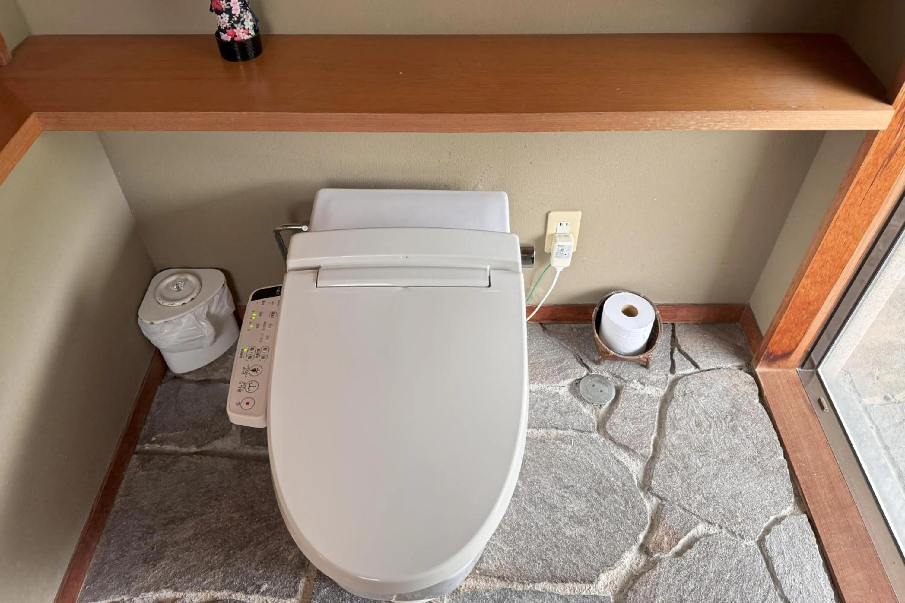Toilet in Shuku Kaifuu