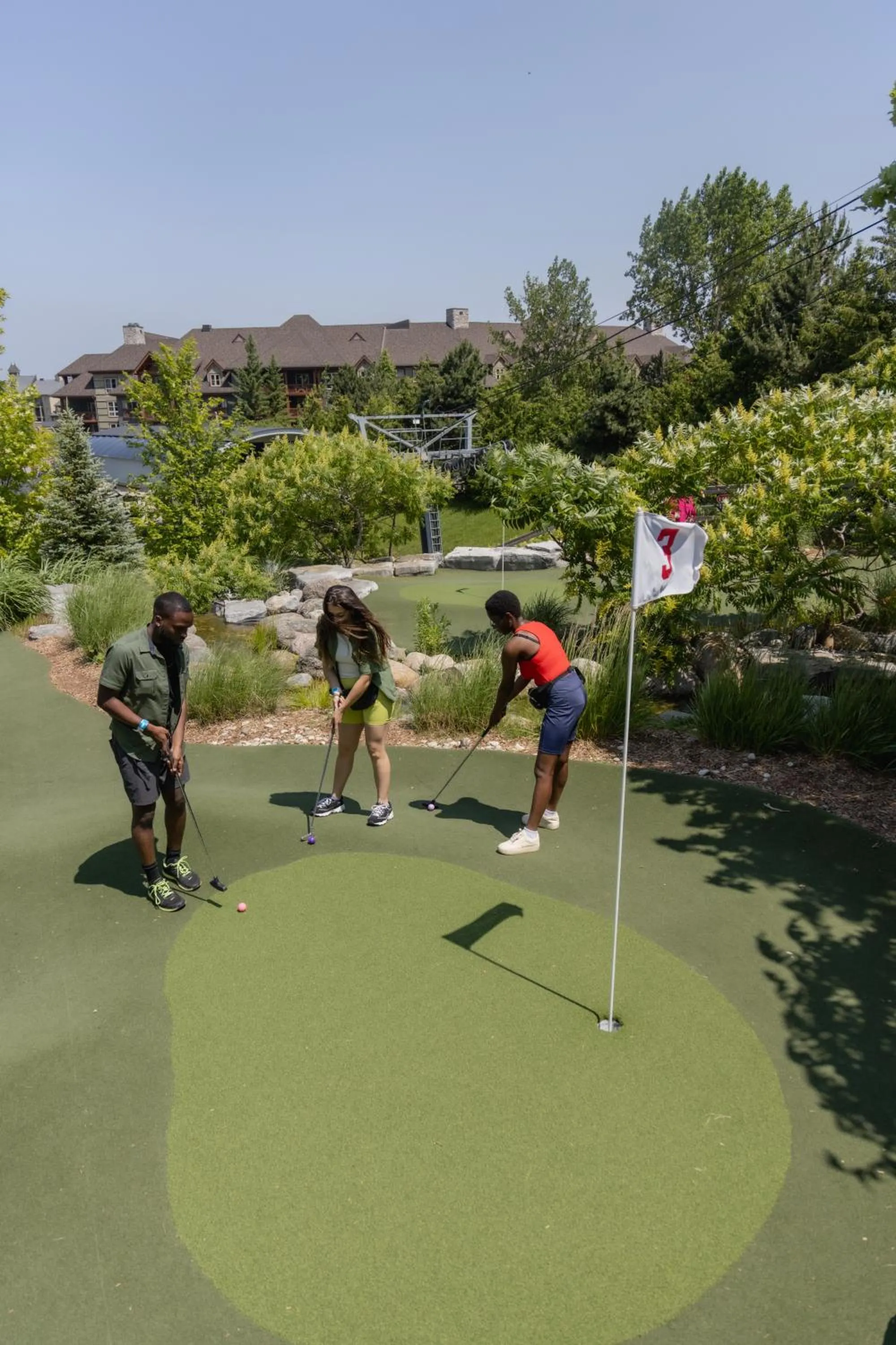Minigolf in Blue Mountain Resort Home Collection